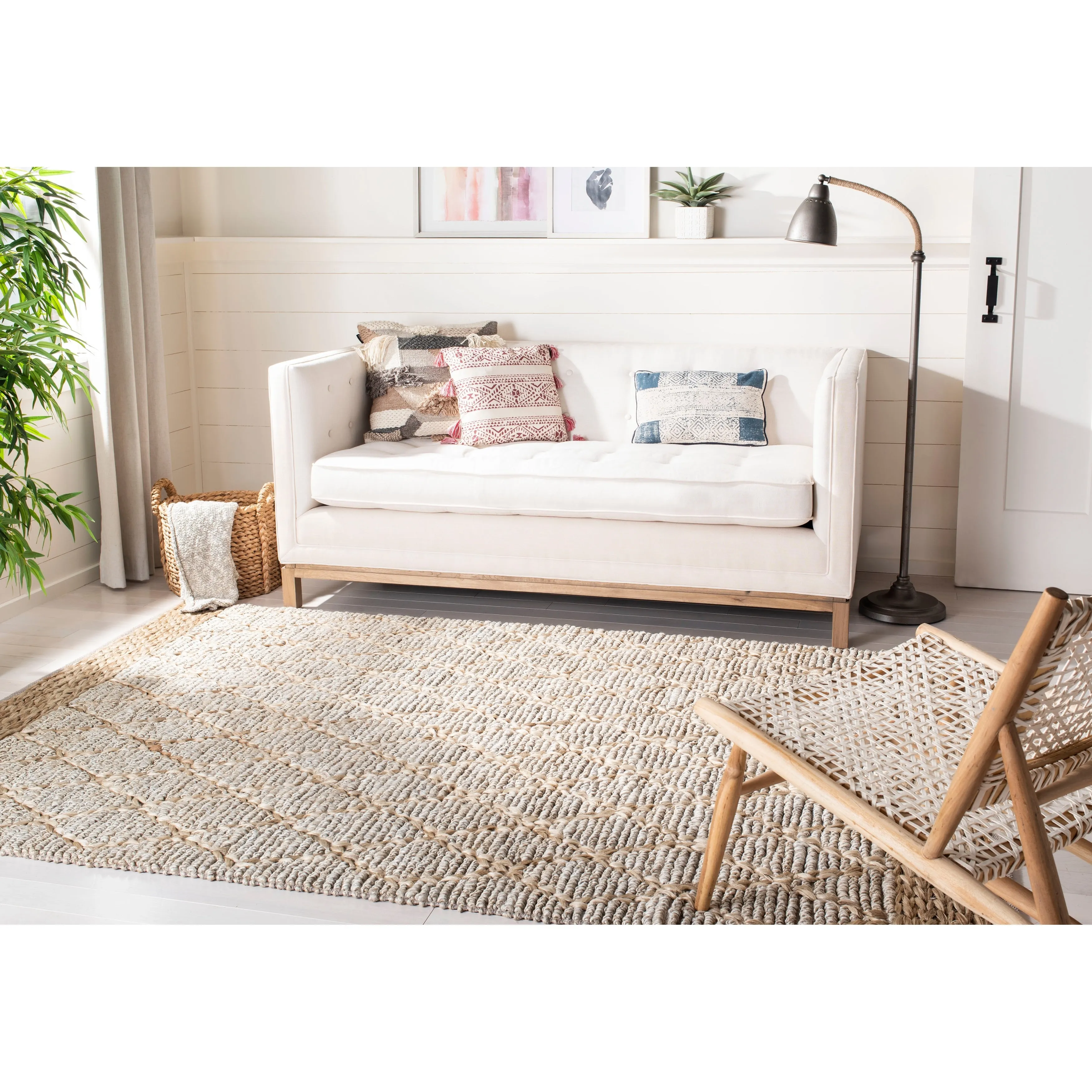 SAFAVIEH Handmade Natural Fiber Foolke Casual Jute Trellis Rug