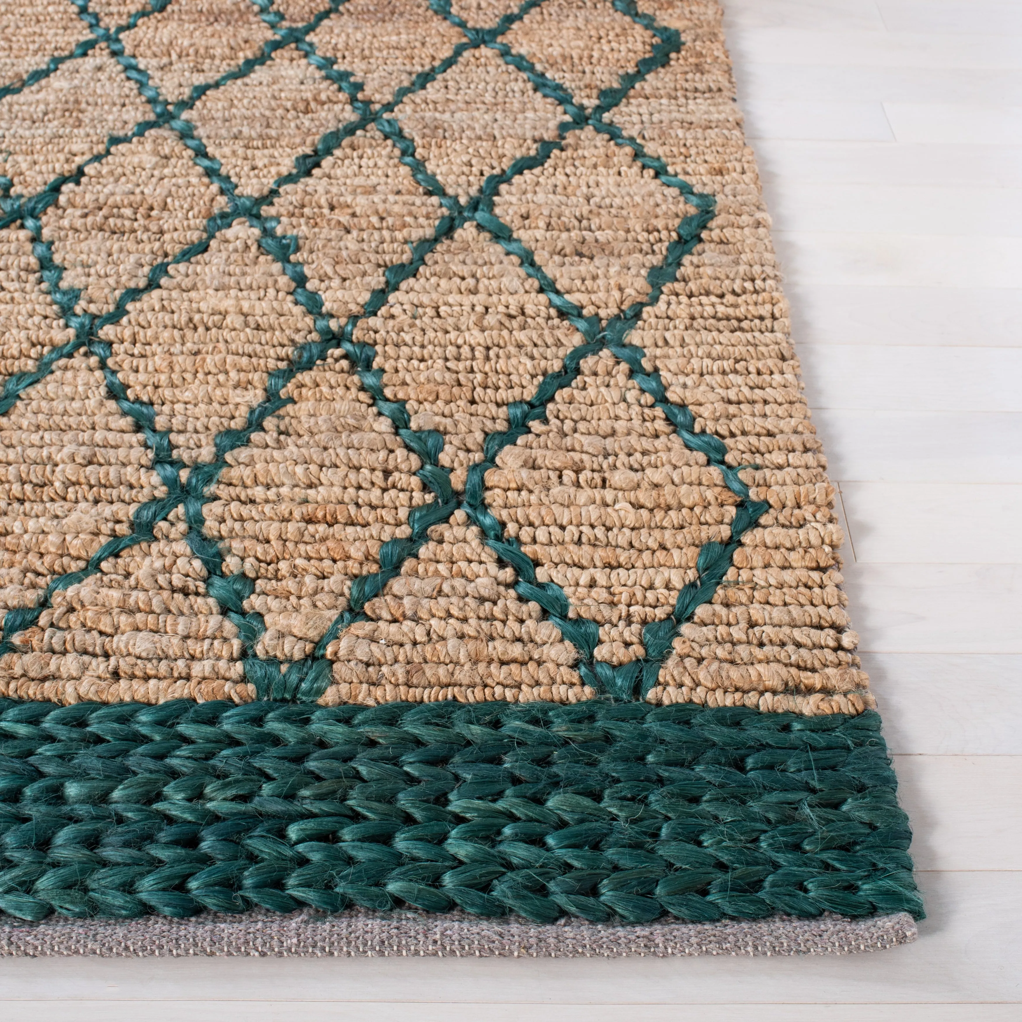 SAFAVIEH Handmade Natural Fiber Foolke Casual Jute Trellis Rug
