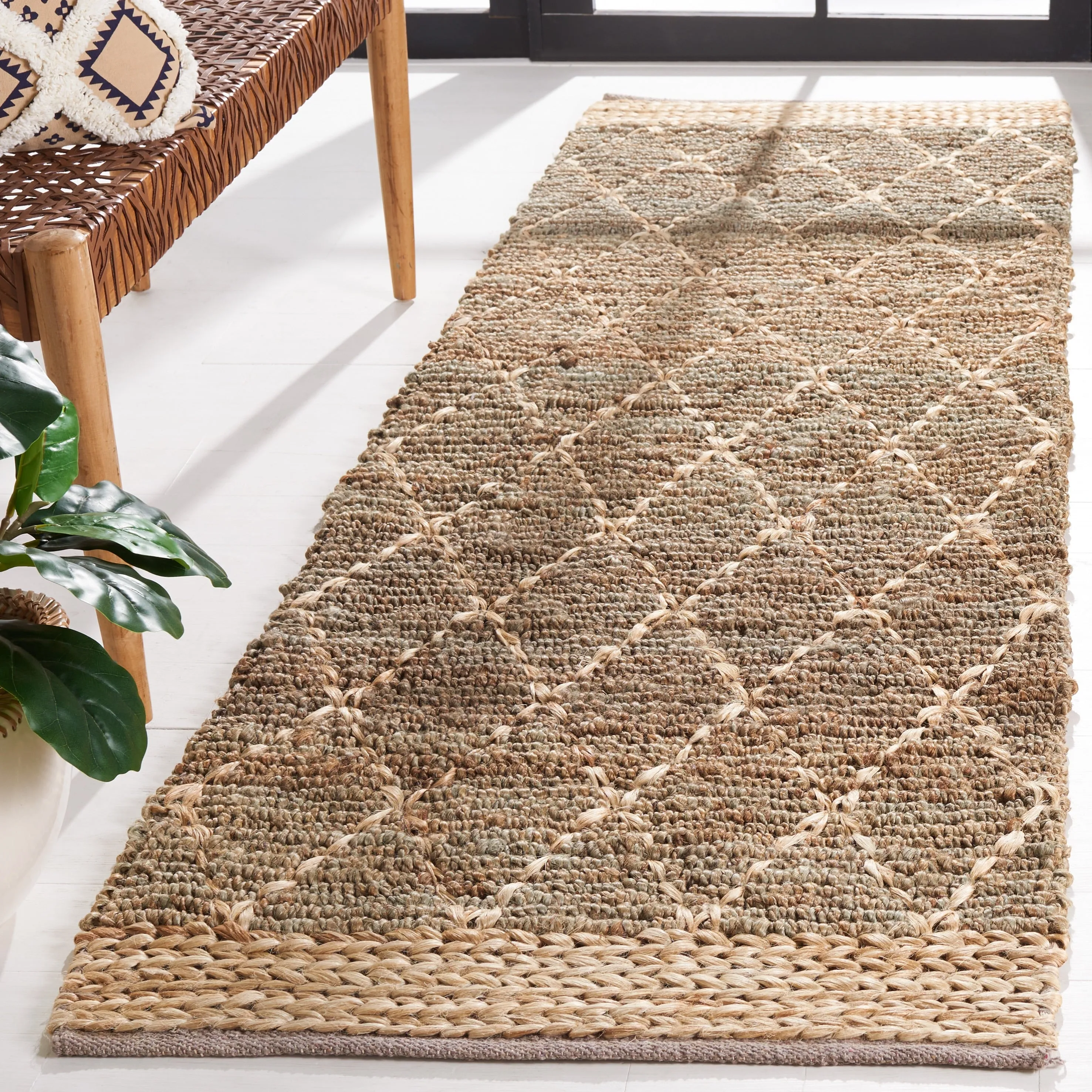 SAFAVIEH Handmade Natural Fiber Foolke Casual Jute Trellis Rug