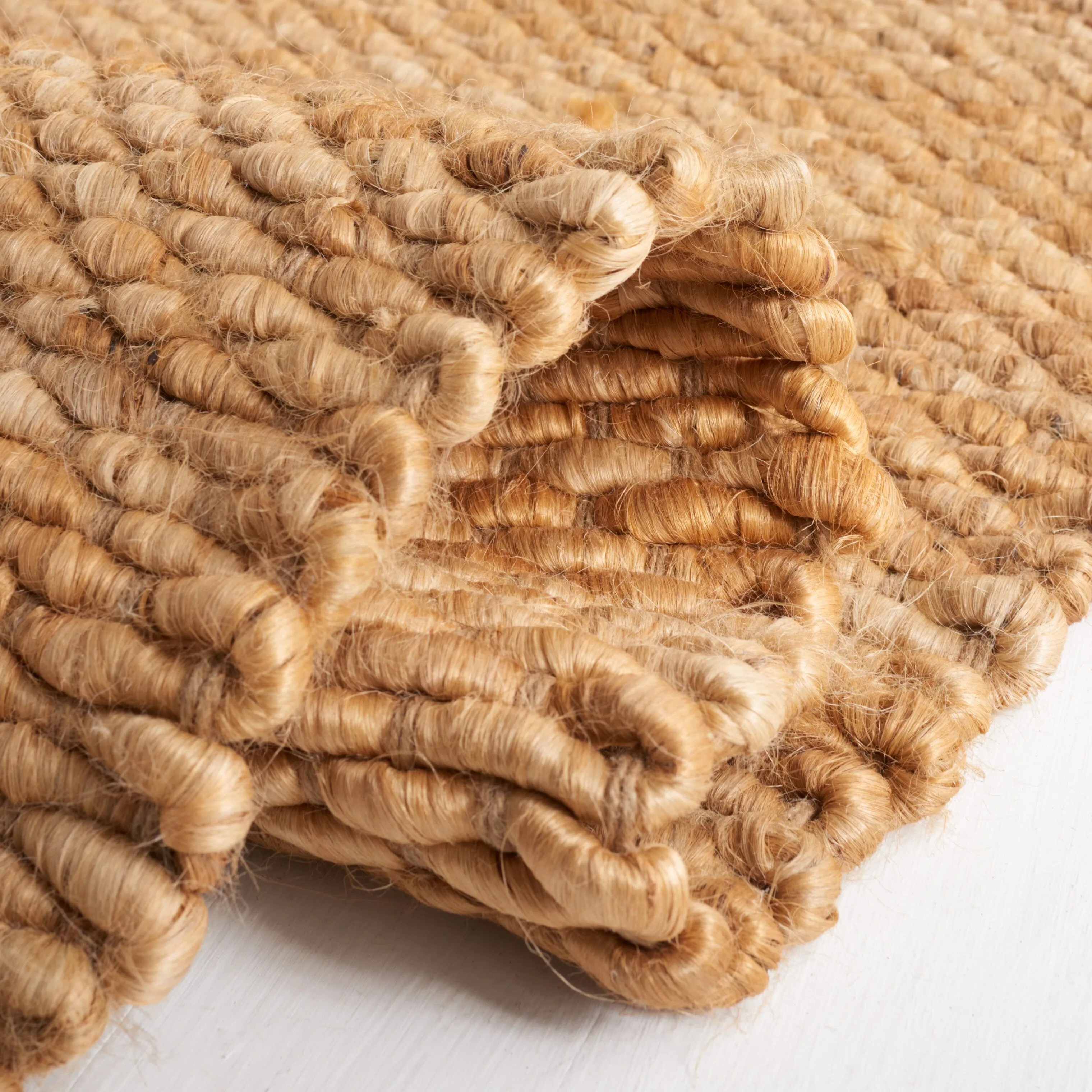 SAFAVIEH Handmade Natural Fiber Roksana Jute Rug - Natural - 2' 6 x 10'