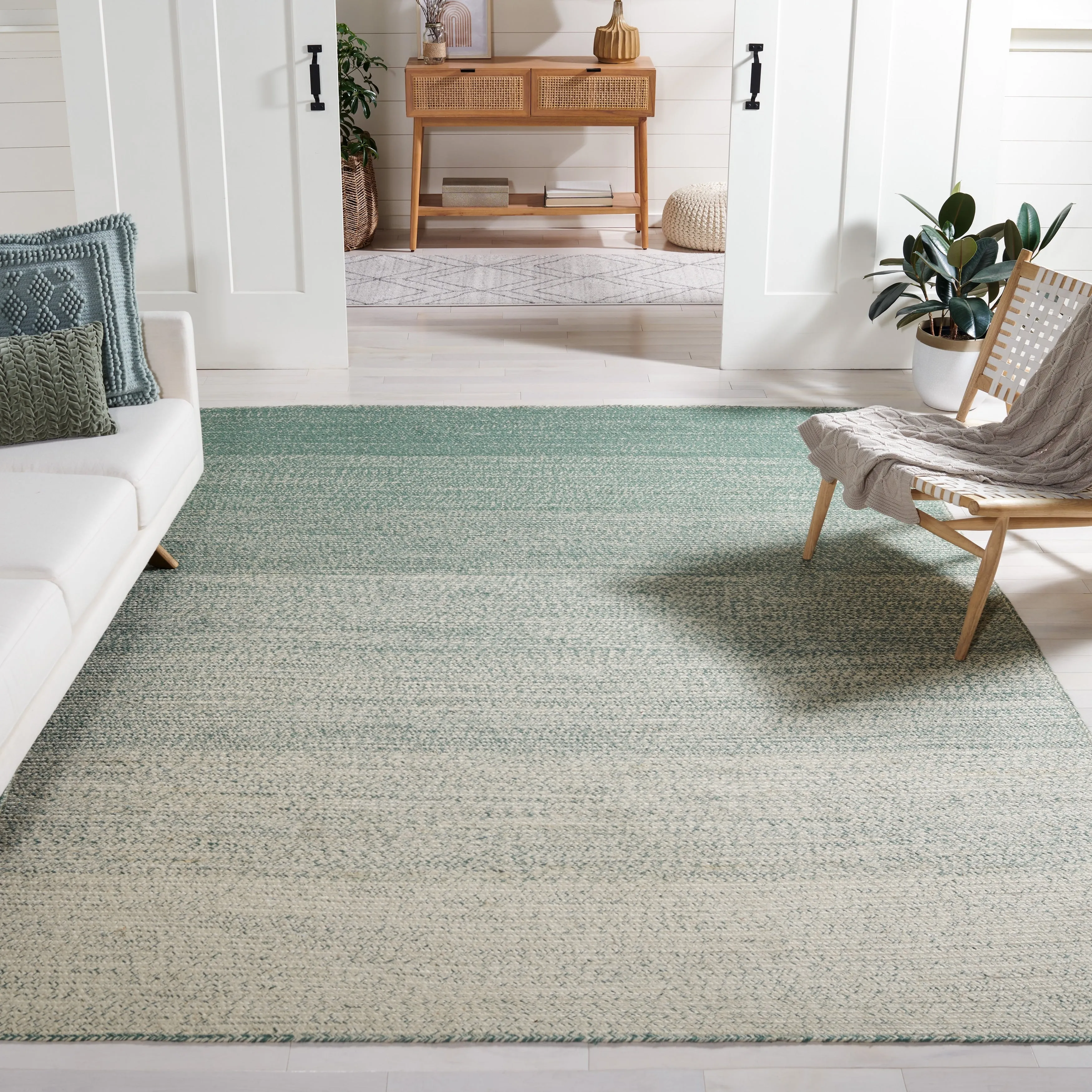 SAFAVIEH Handmade Natural Fiber Sambula Ombre Jute Rug