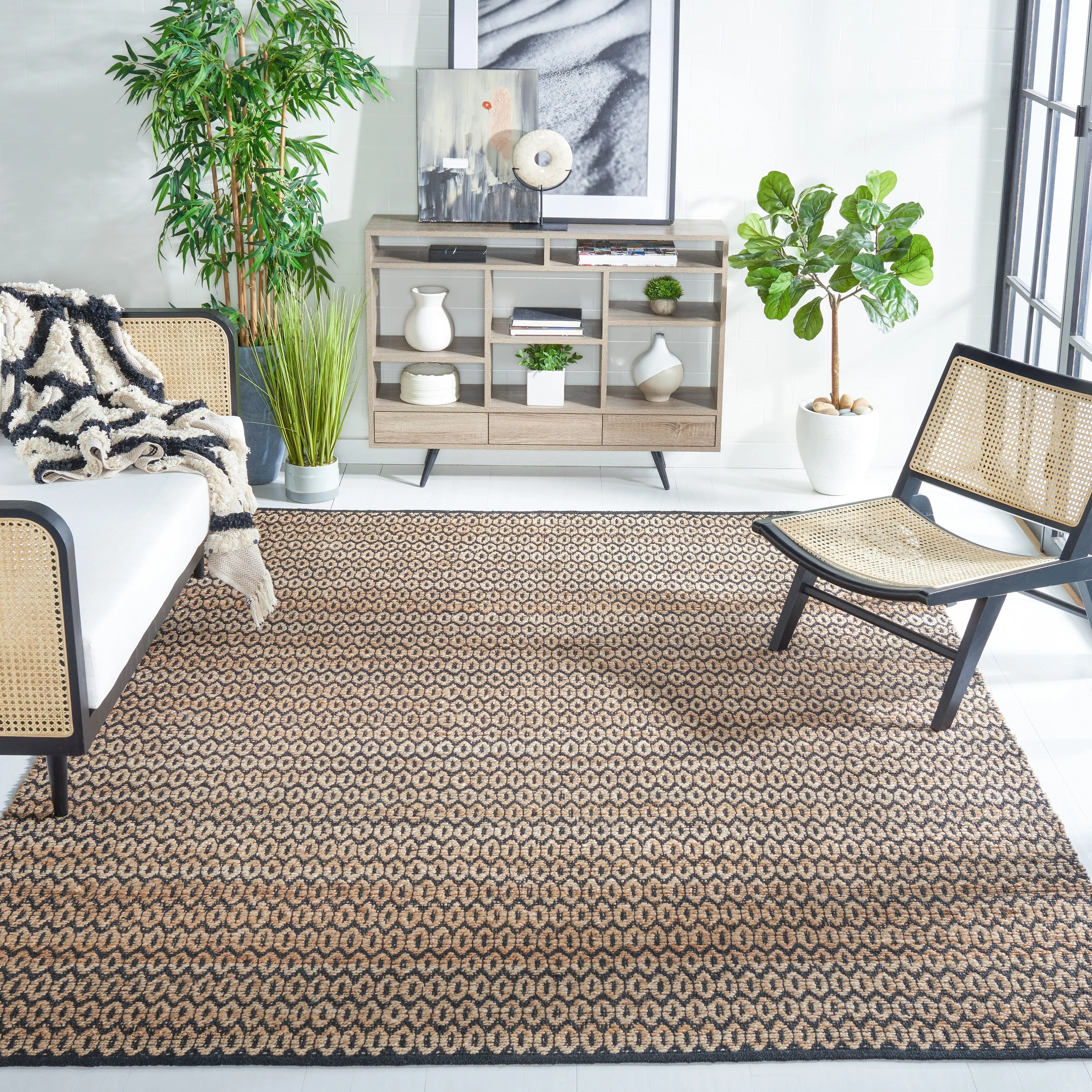 SAFAVIEH Handmade Natural Fiber Unnur Rug