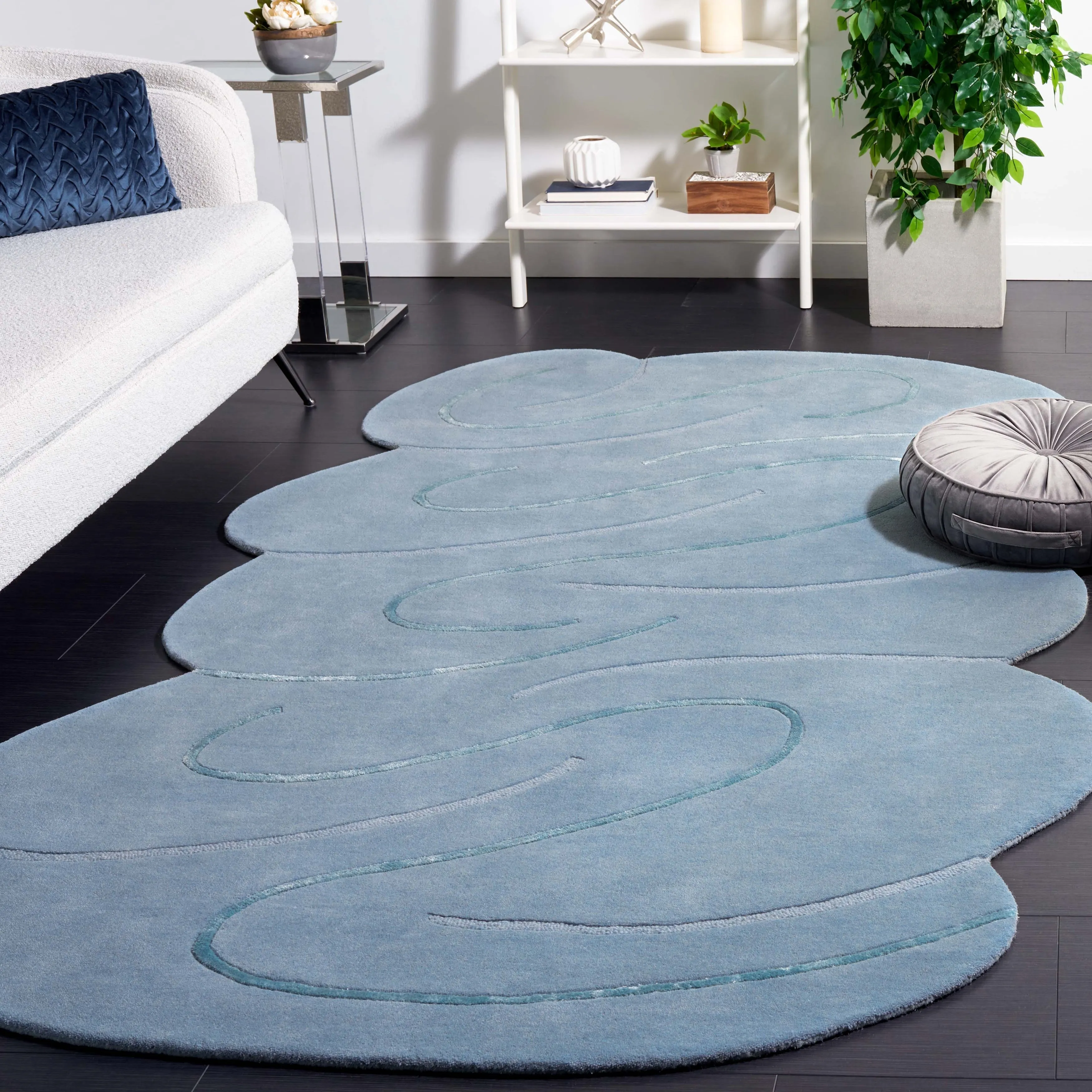 SAFAVIEH Handmade Novelty Iciar Wool Rug