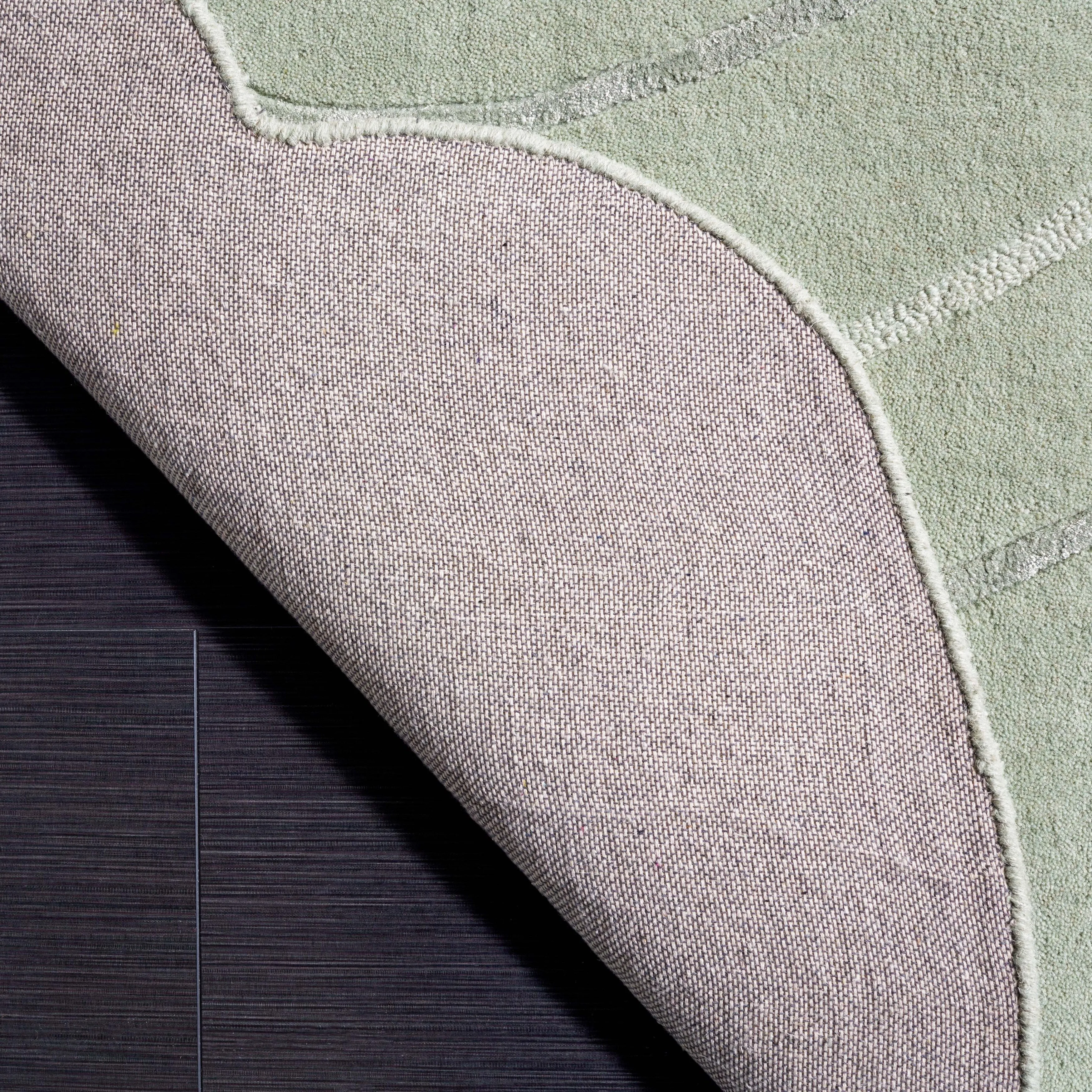 SAFAVIEH Handmade Novelty Iciar Wool Rug