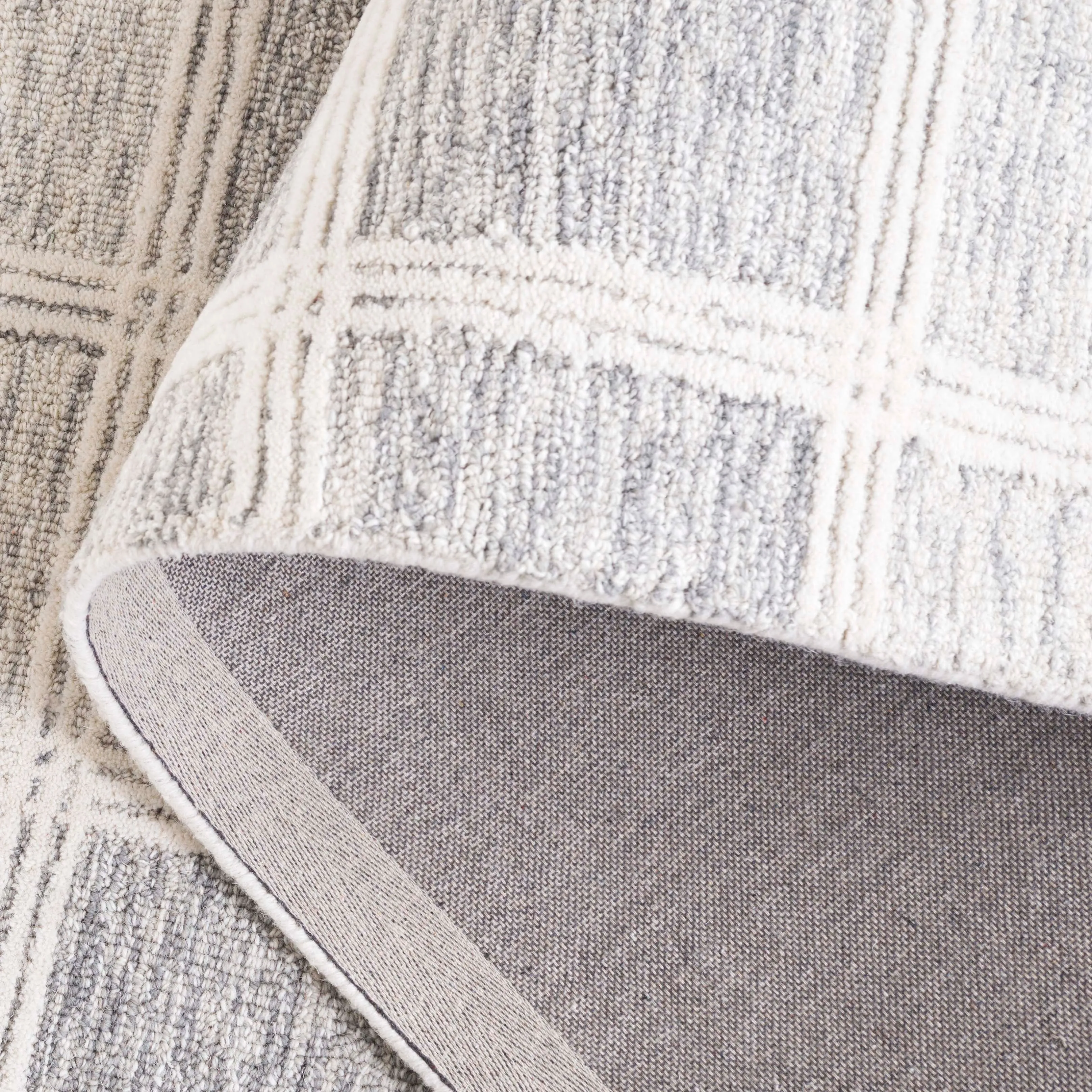 SAFAVIEH Handmade Pine Sandorne Modern & Contemporary Wool Rug