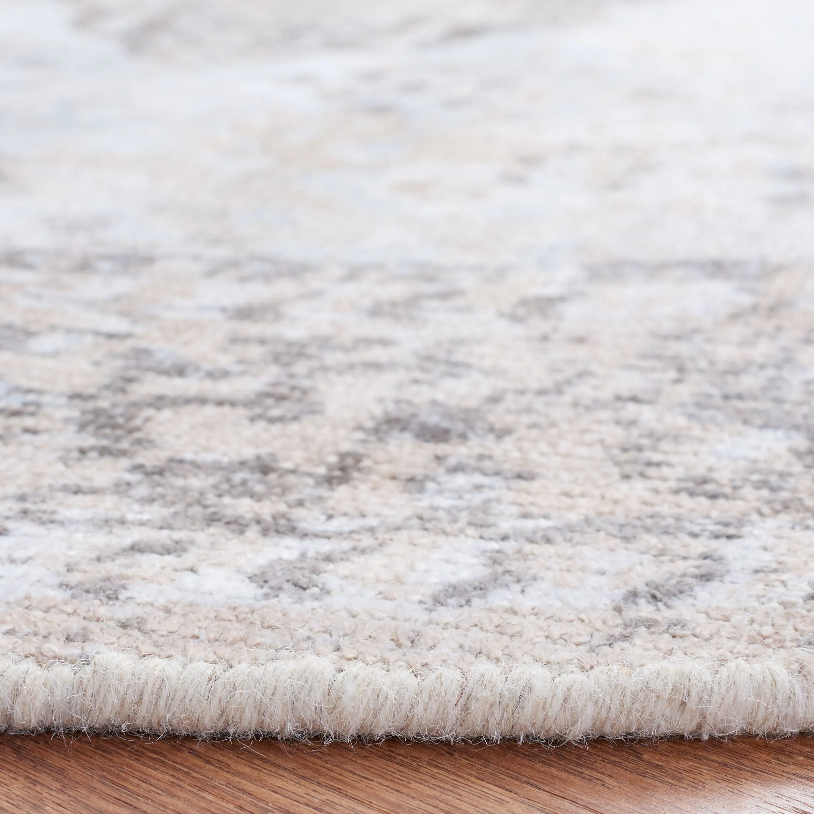 SAFAVIEH Handmade Restoration Vintage Raita Wool & Viscose Wool