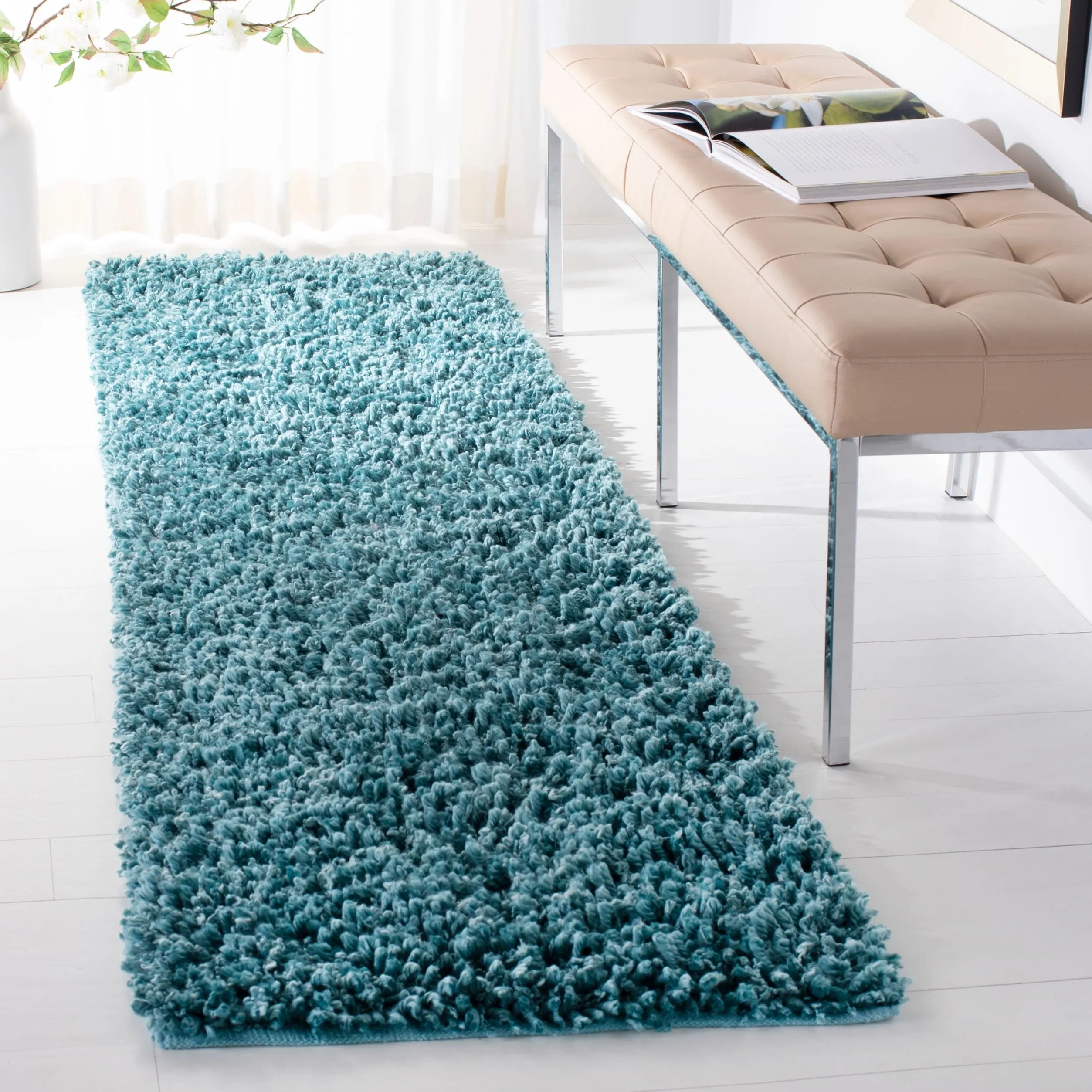 SAFAVIEH Handmade Sheep Shag Malti Solid Area Rug