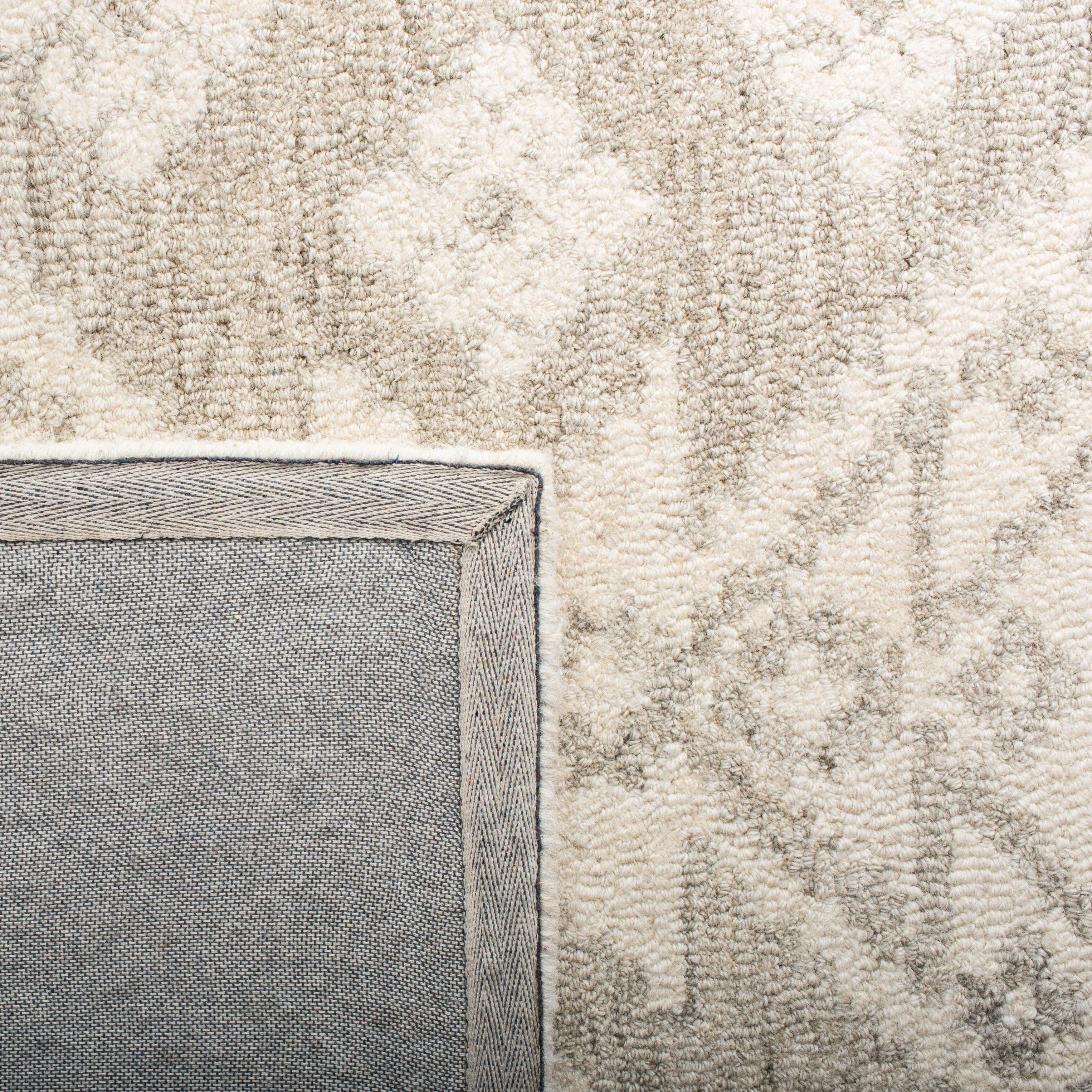 SAFAVIEH Handmade Snowflake Micro-loop Modern Wool Area Rug