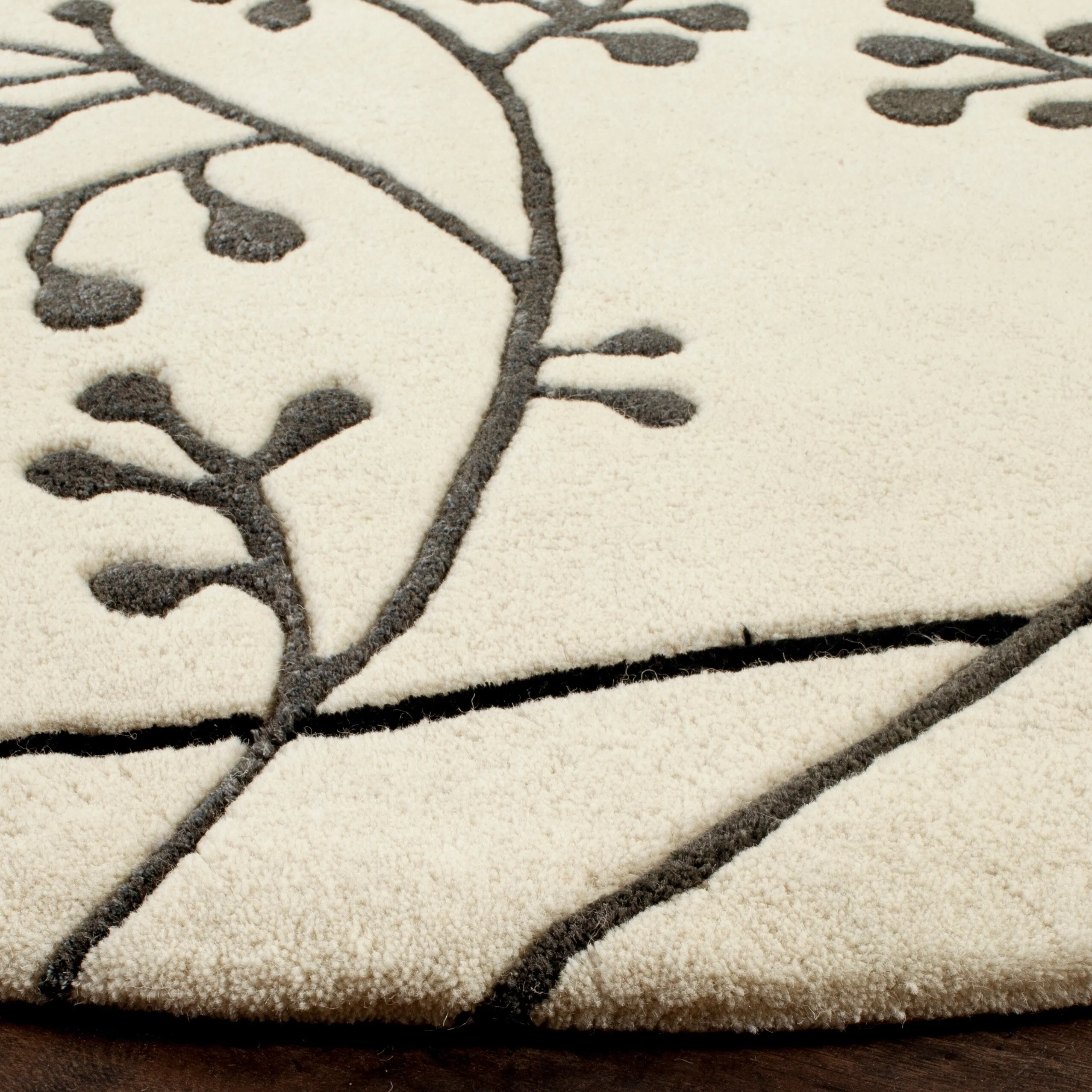 SAFAVIEH Handmade Soho Jesenia Vine N.Z. Wool Rug