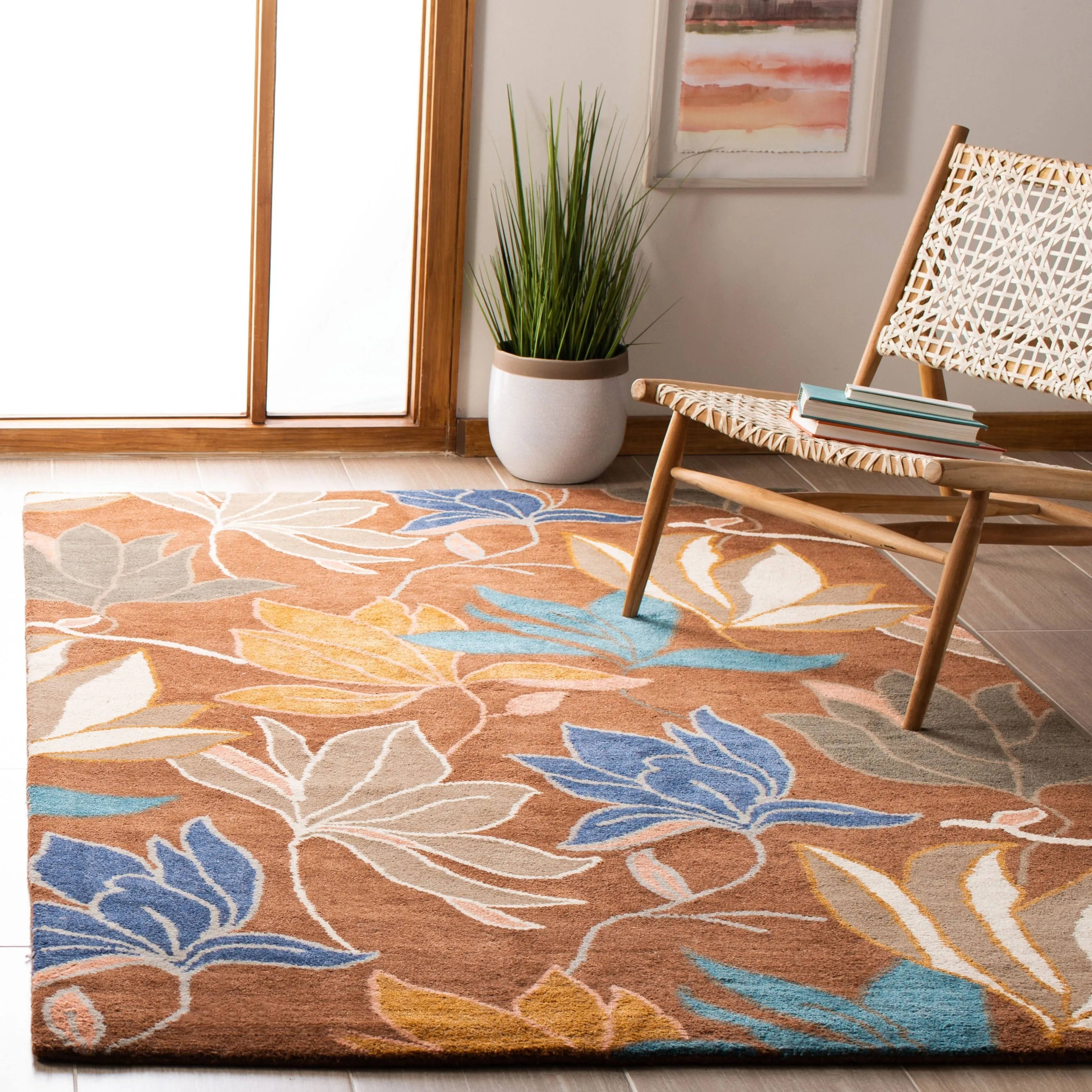 SAFAVIEH Handmade Soho Siobhan Floral N.Z. Wool Rug