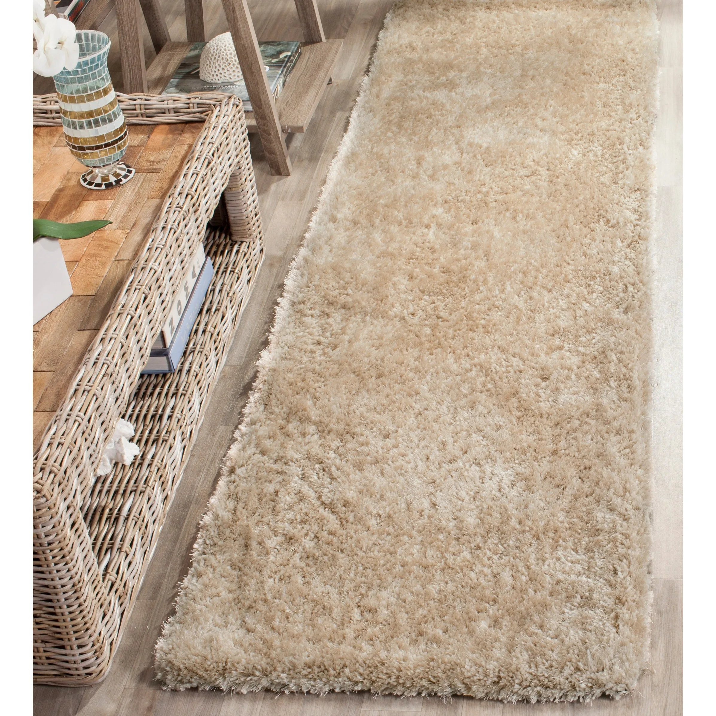 SAFAVIEH Handmade Toronto Shag Yasmine Polyester Rug