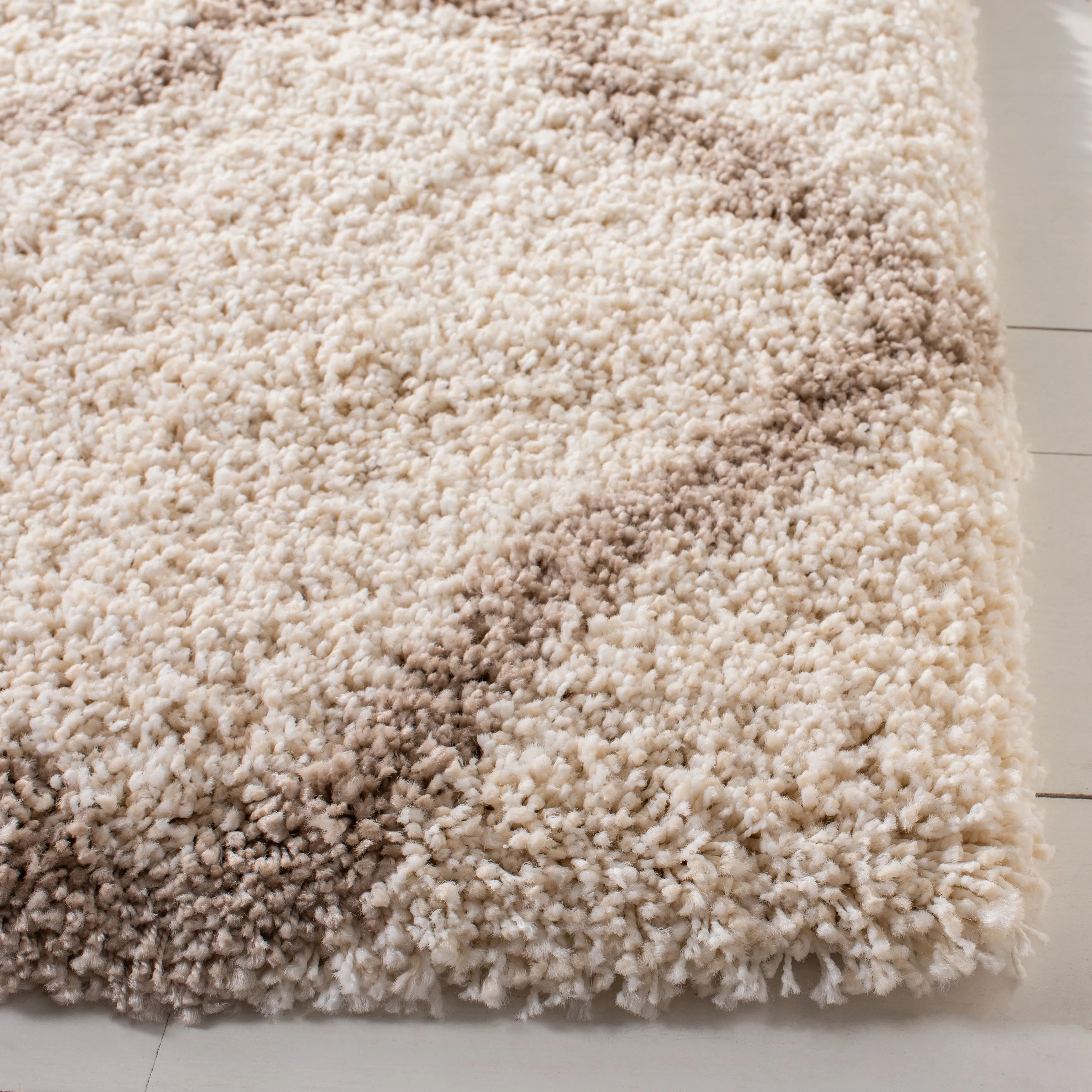 SAFAVIEH Hudson Shag Denese 2-inch Thick Rug