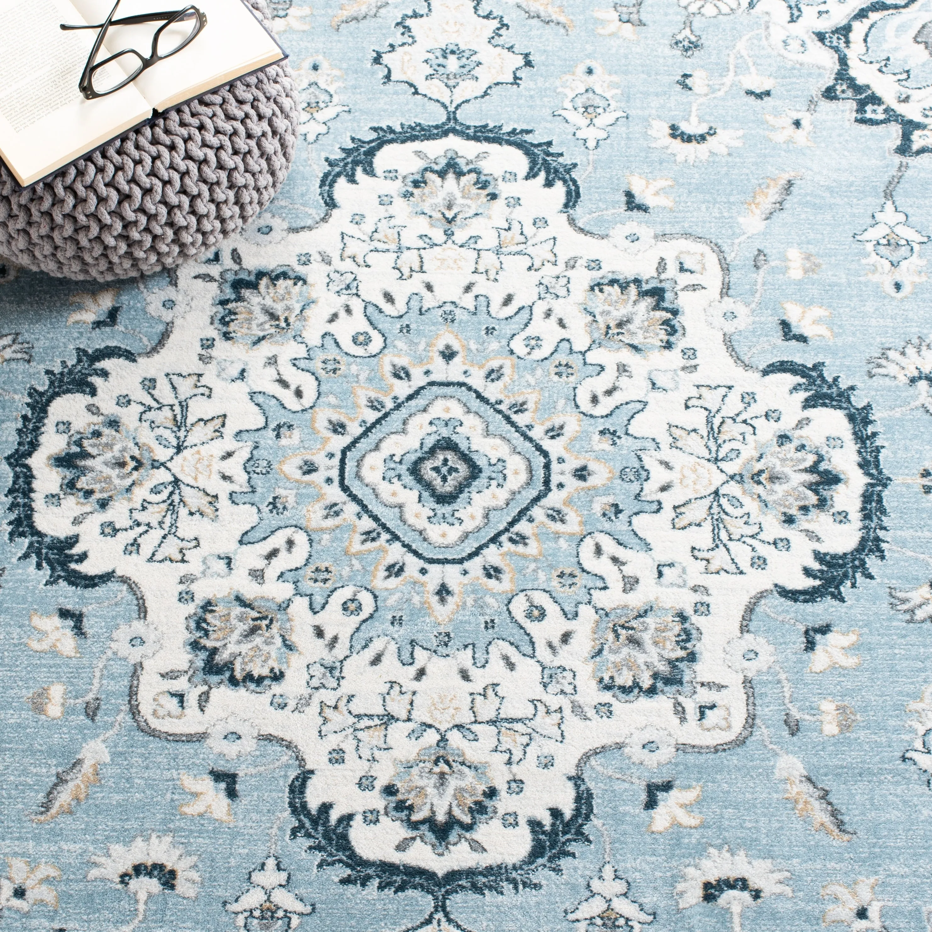 SAFAVIEH Isabella Kristy Vintage Oriental Rug