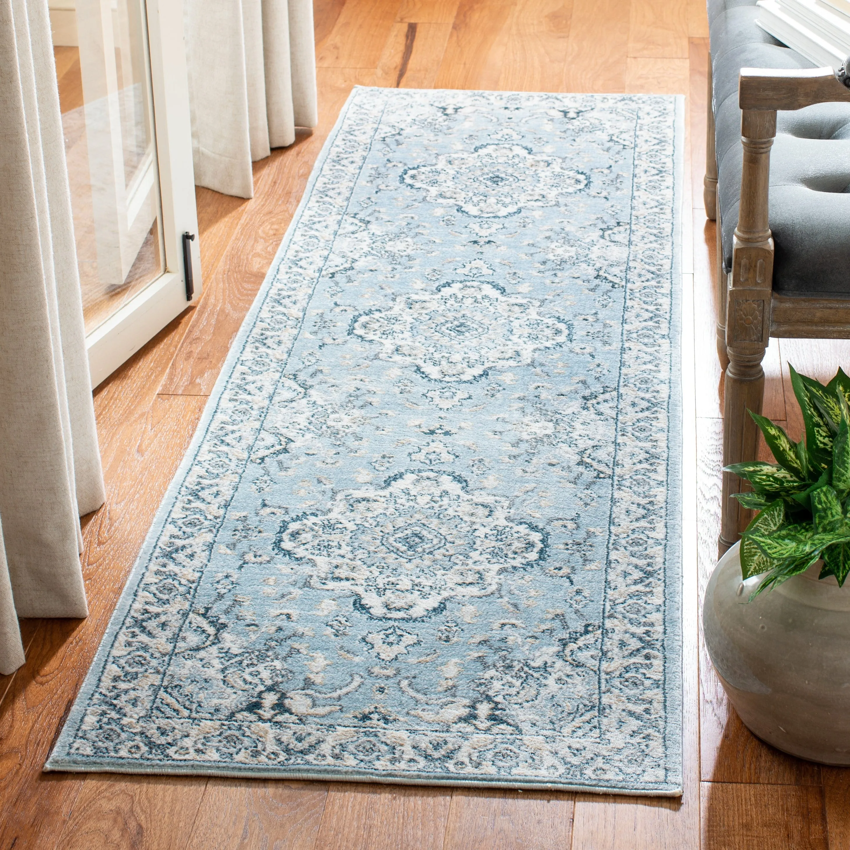 SAFAVIEH Isabella Kristy Vintage Oriental Rug