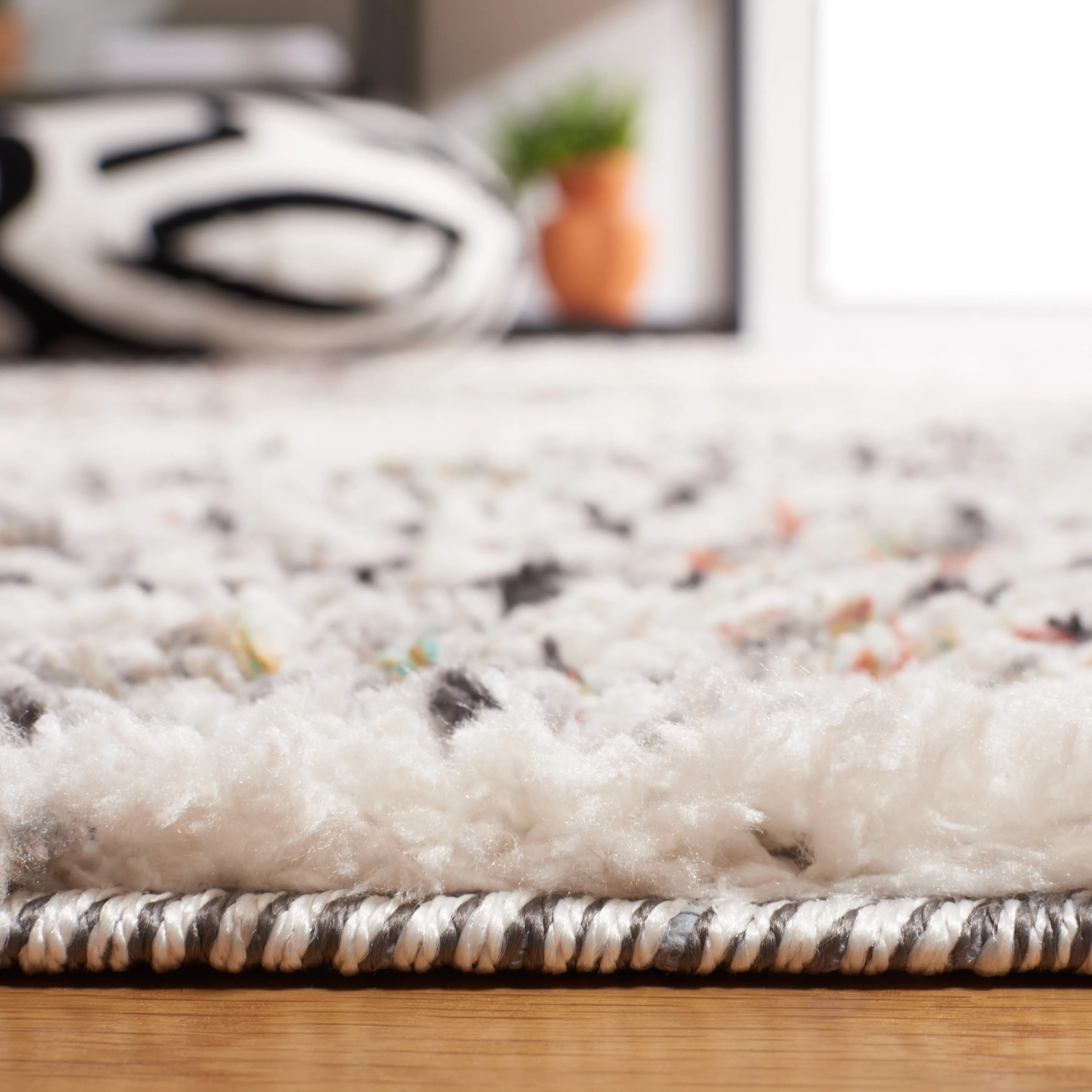 SAFAVIEH Jericho Shag Kendra Boho 1.2-inch Thick Rug