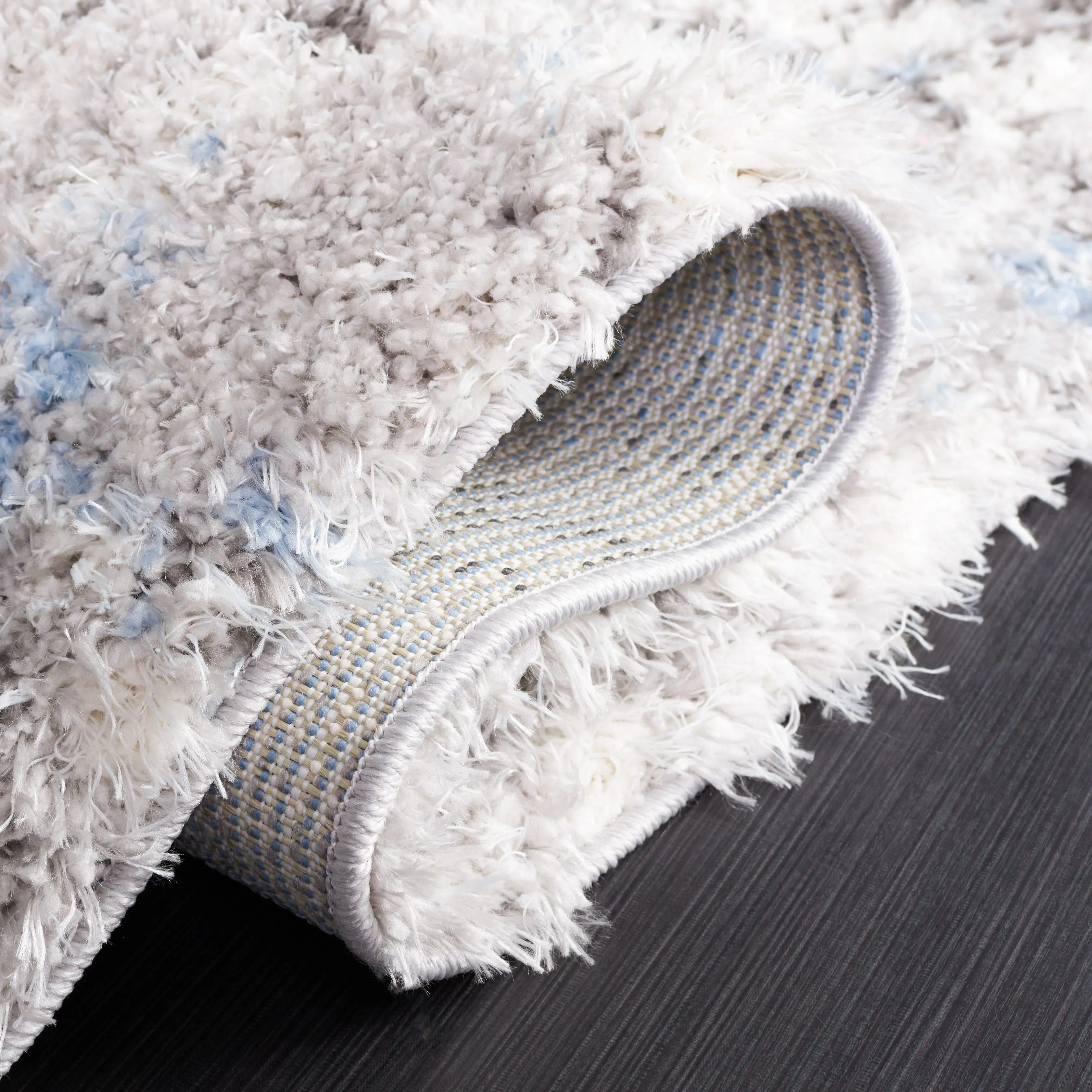 SAFAVIEH Lindsay Shag Nancie Modern Abstract 2-inch Thick Rug