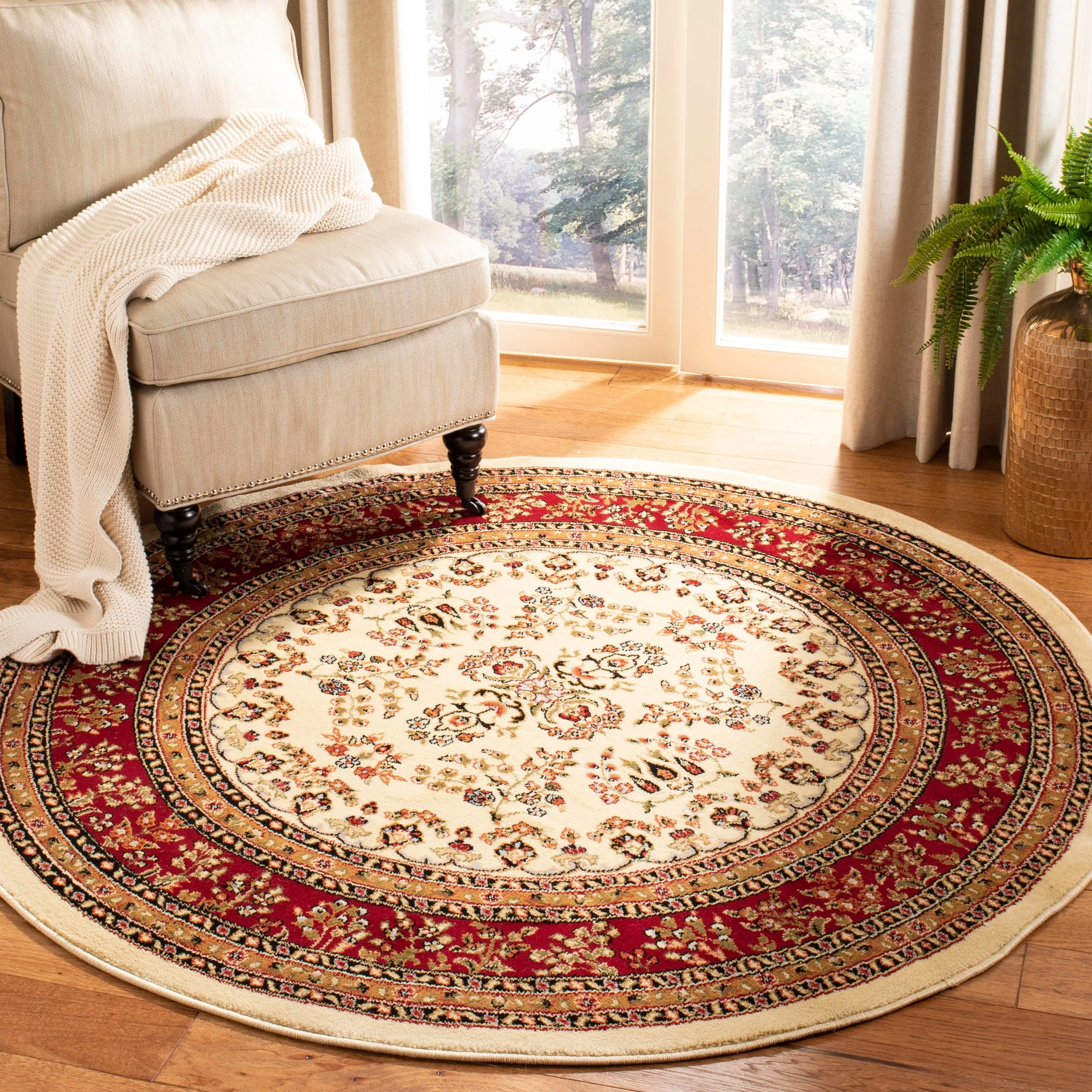 SAFAVIEH. Lyndhurst Sonja Traditional Oriental Rug