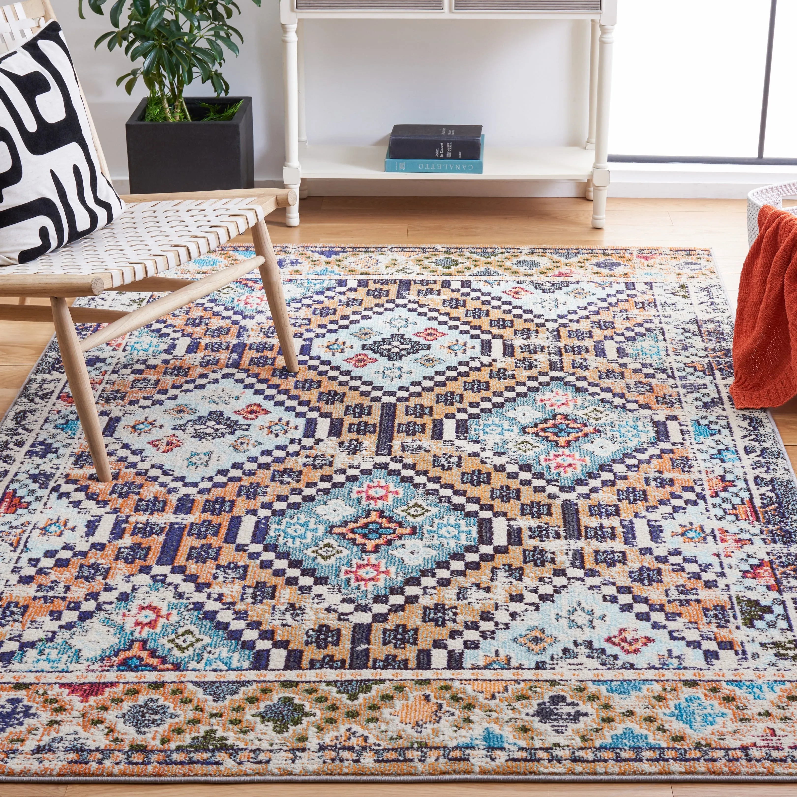 SAFAVIEH. Madison Hortensia Boho Diamond Distressed Rug