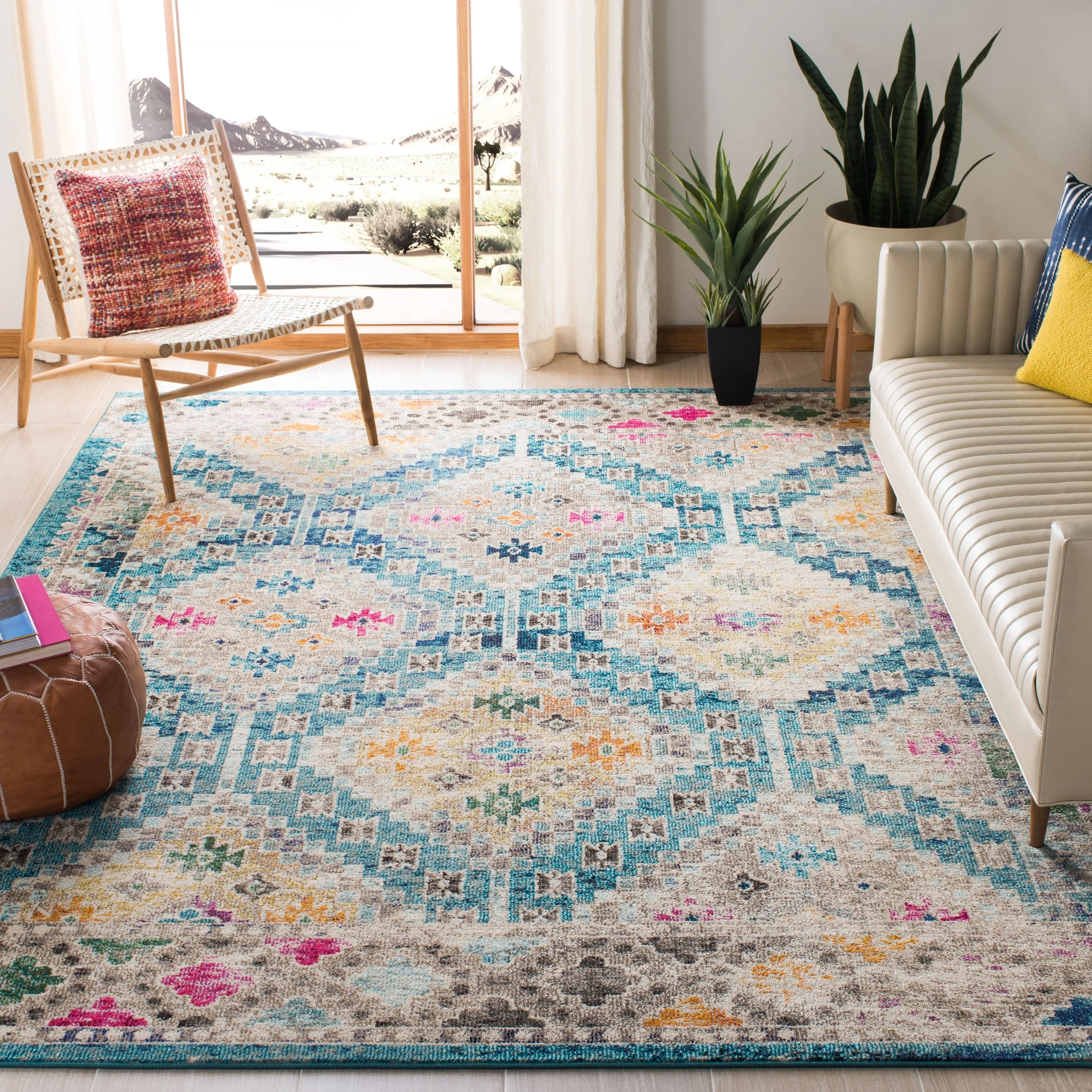 SAFAVIEH. Madison Hortensia Boho Diamond Distressed Rug