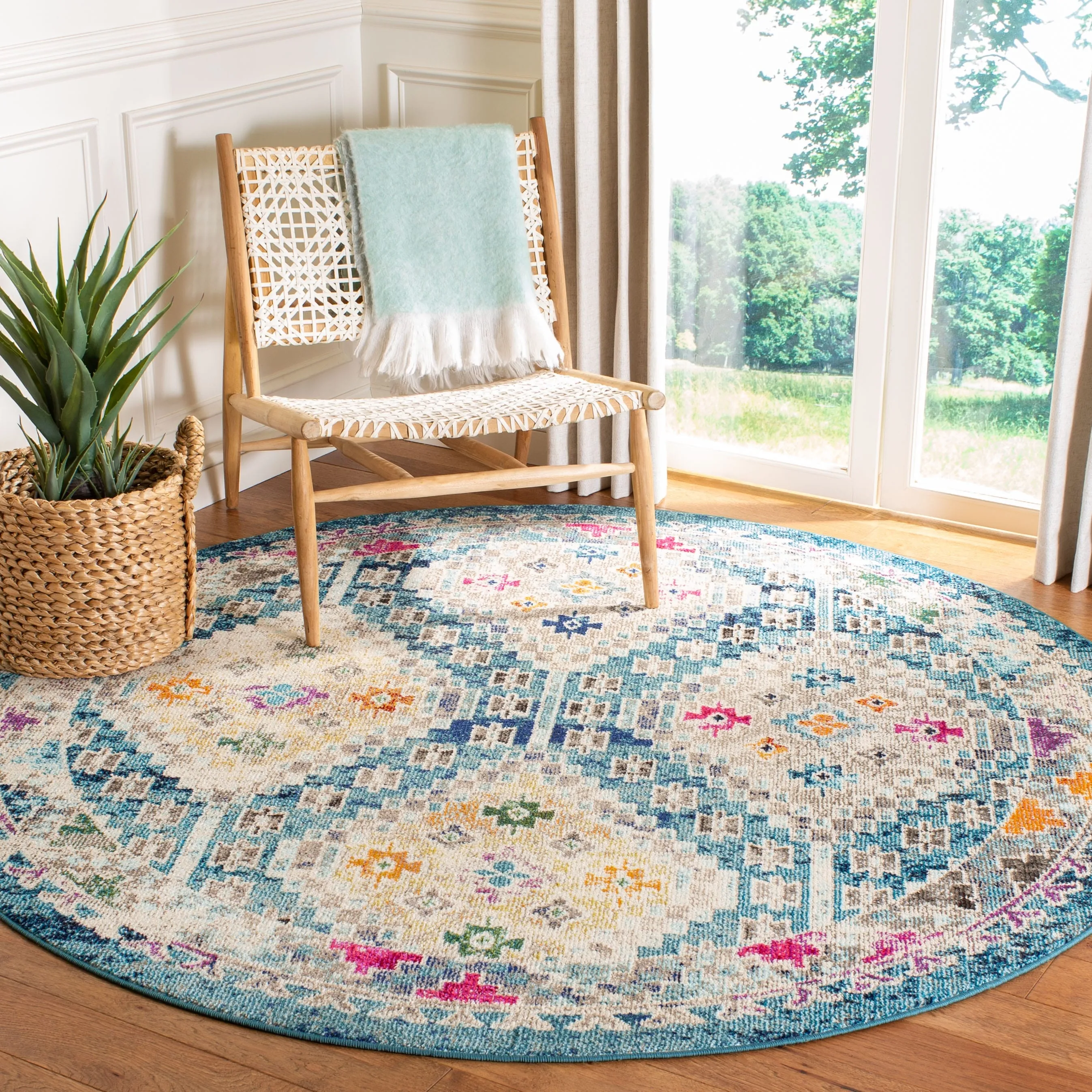 SAFAVIEH. Madison Hortensia Boho Diamond Distressed Rug