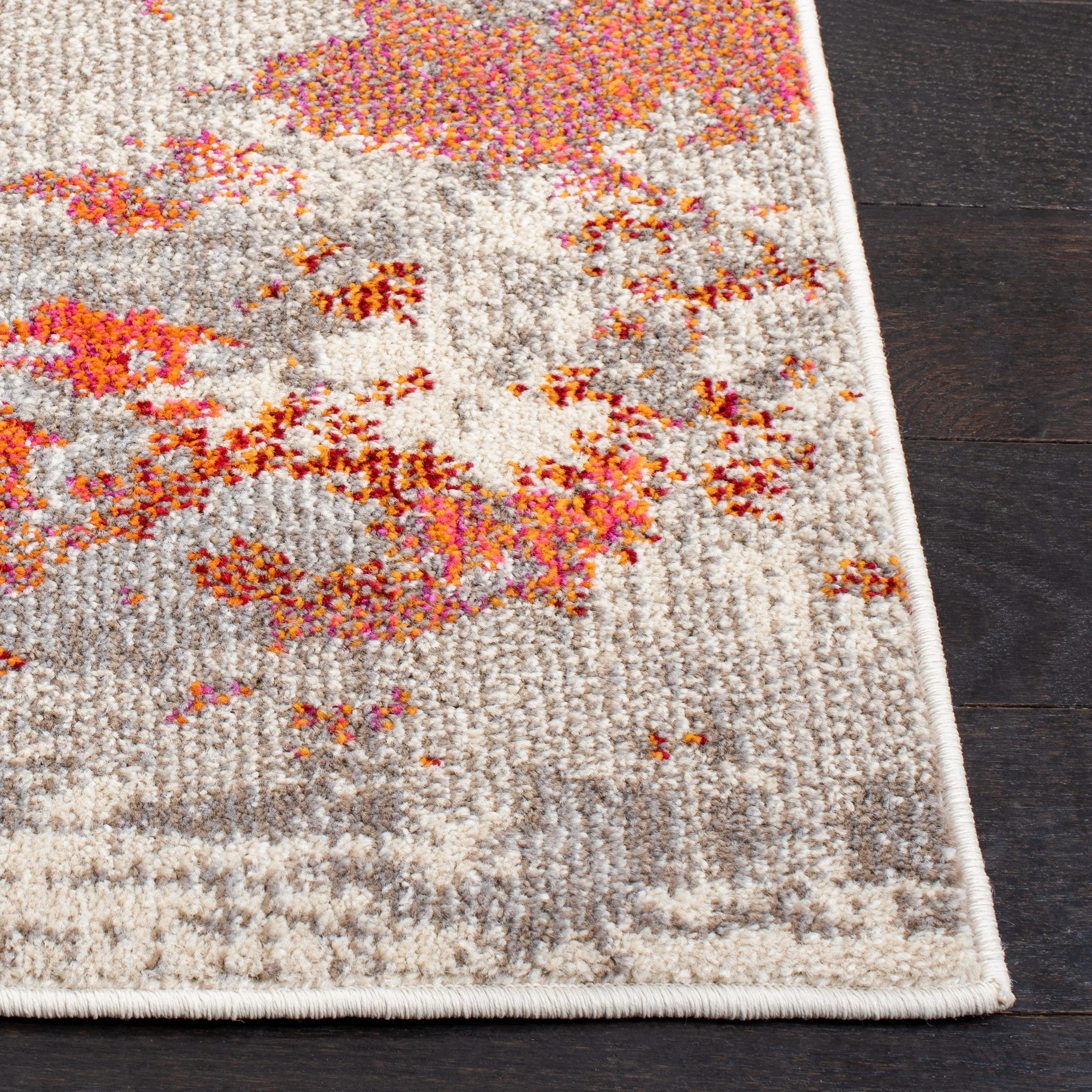 SAFAVIEH Madison Lawanda Modern Abstract Rug