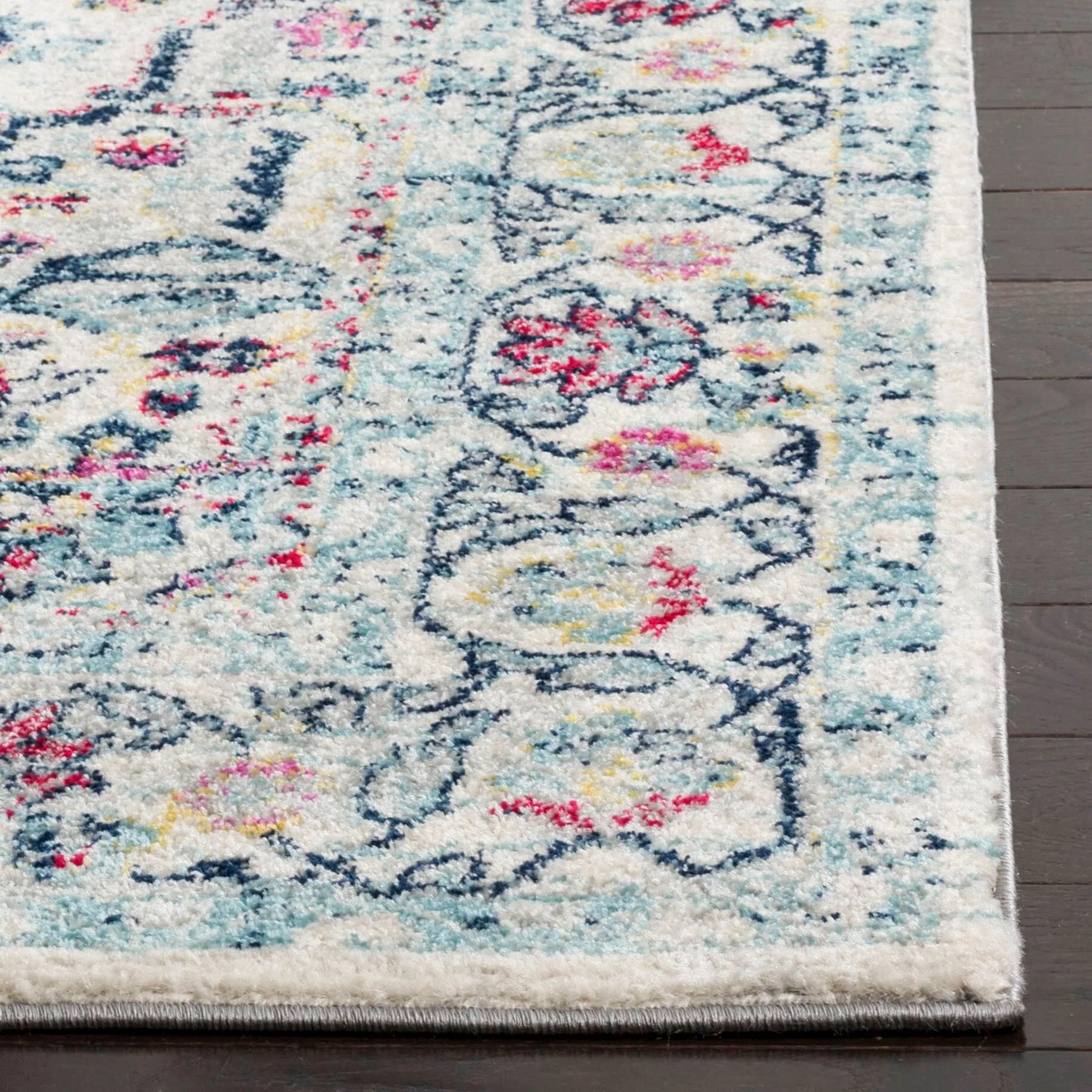 SAFAVIEH Madison Marlene Vintage Boho Oriental Medallion Rug