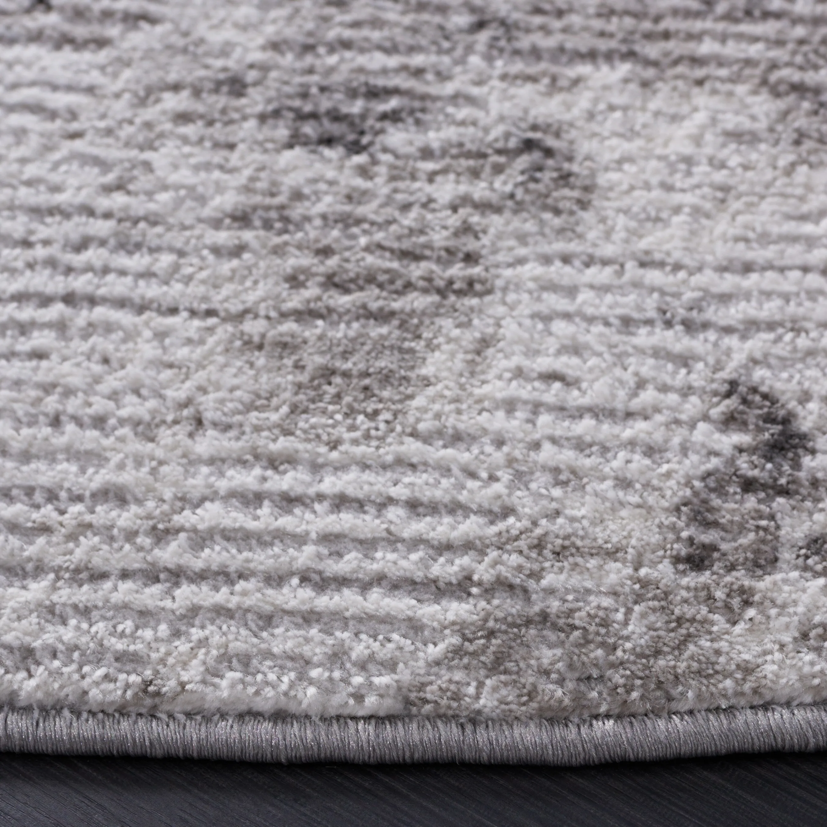 SAFAVIEH Meadow Vilma Modern Abstract Rug