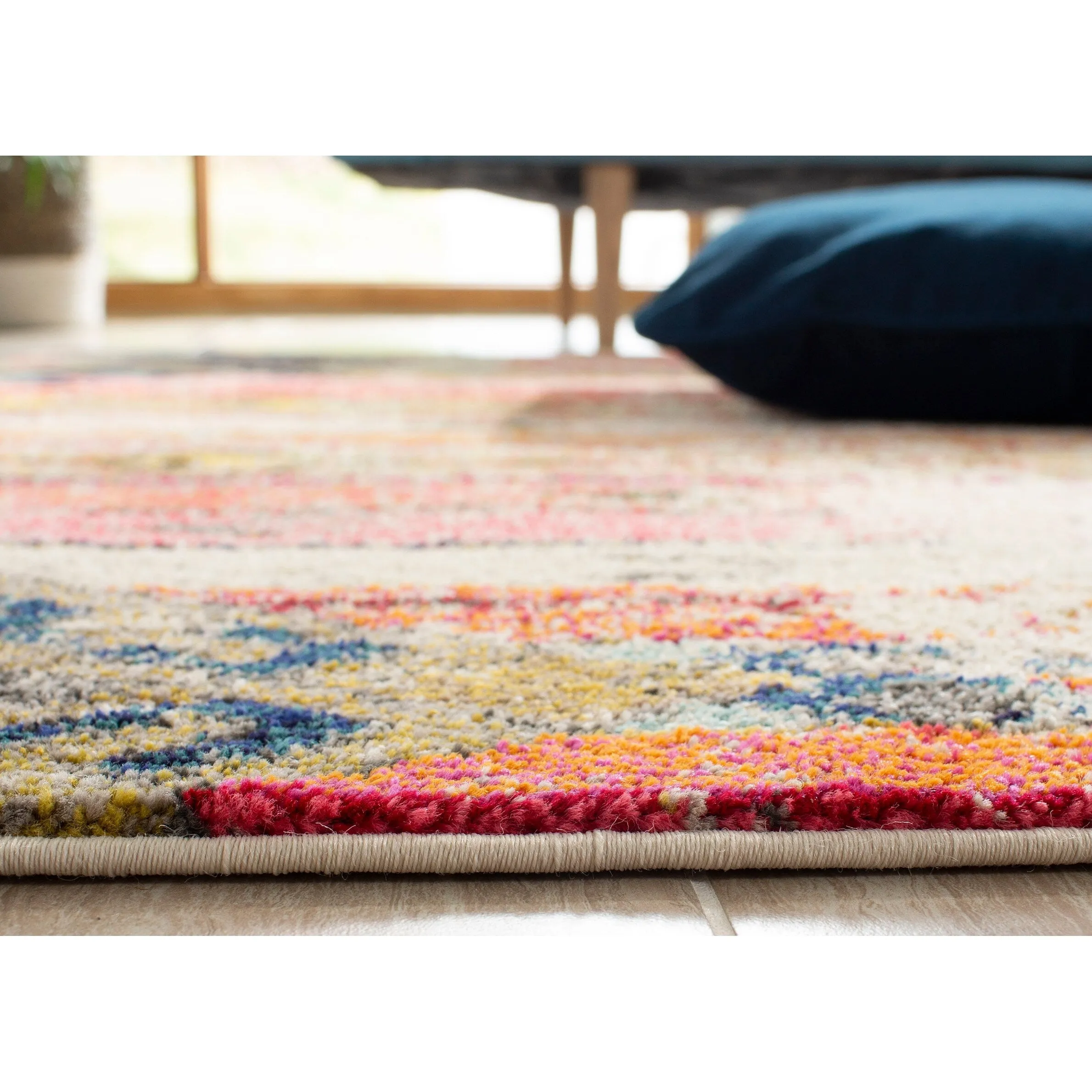SAFAVIEH Monaco Lumturije Distressed Boho Rug - Light Grey/Multi - 8' x 11'