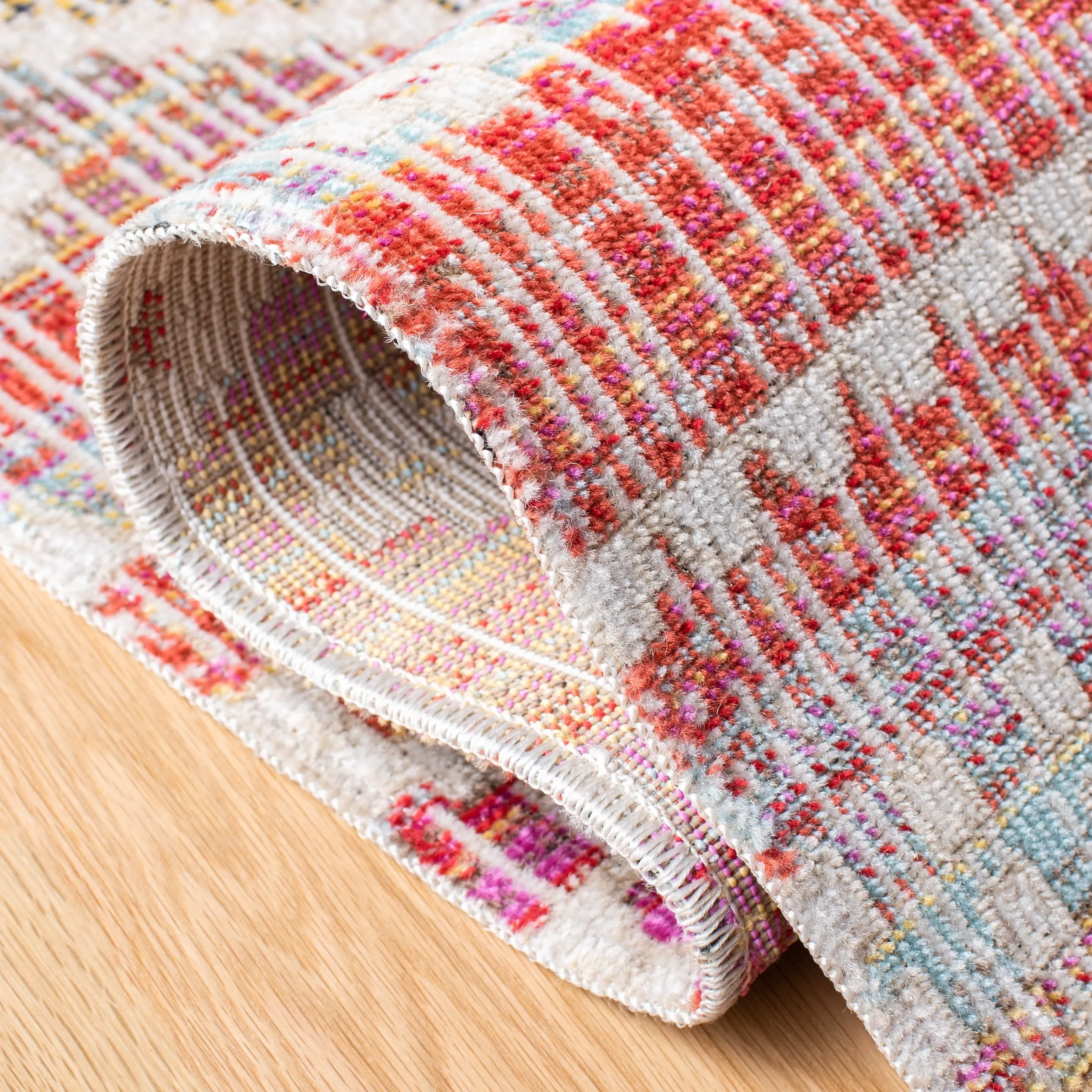 SAFAVIEH Montage Karnit Indoor/ Outdoor Waterproof Patio Backyard Rug