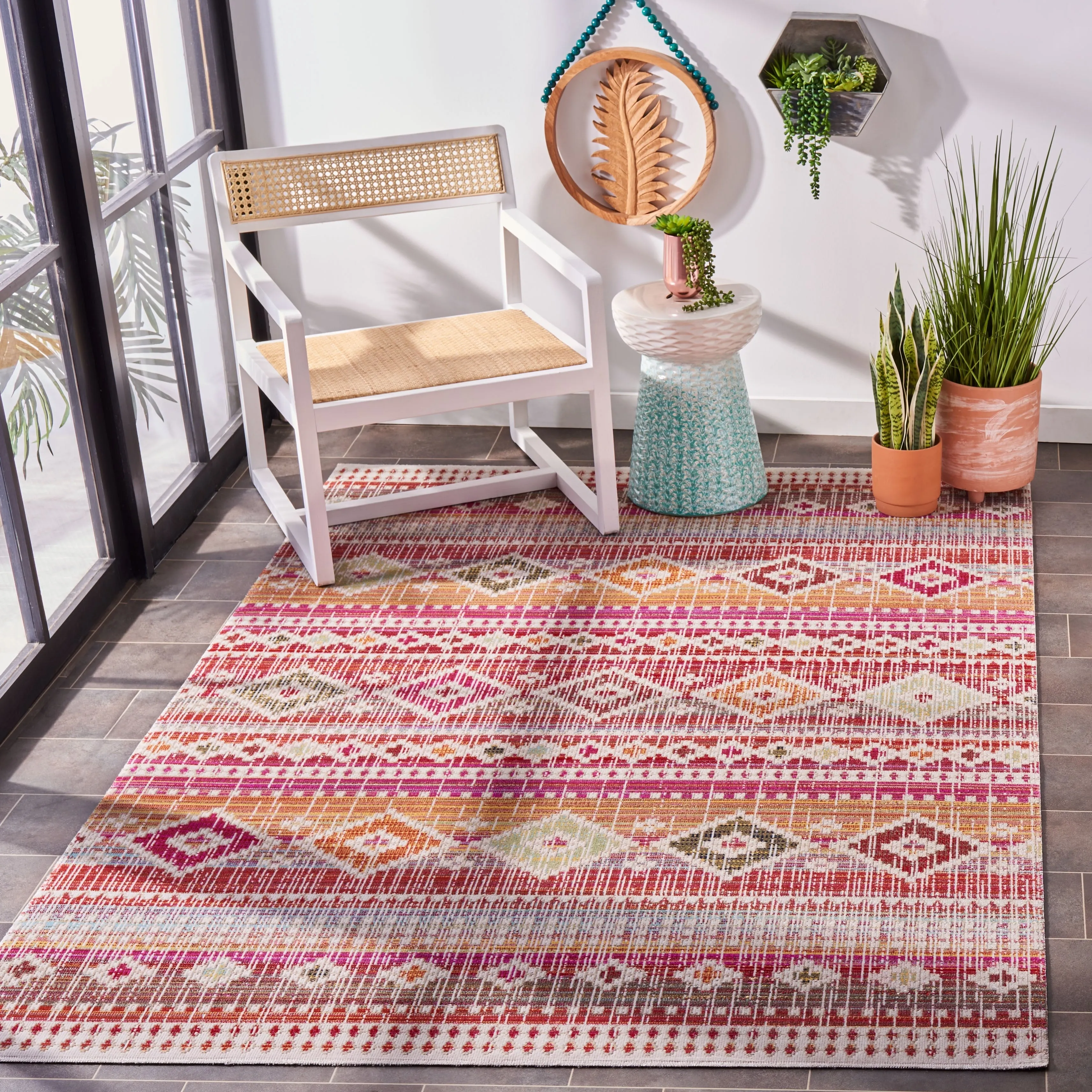 SAFAVIEH Montage Karnit Indoor/ Outdoor Waterproof Patio Backyard Rug