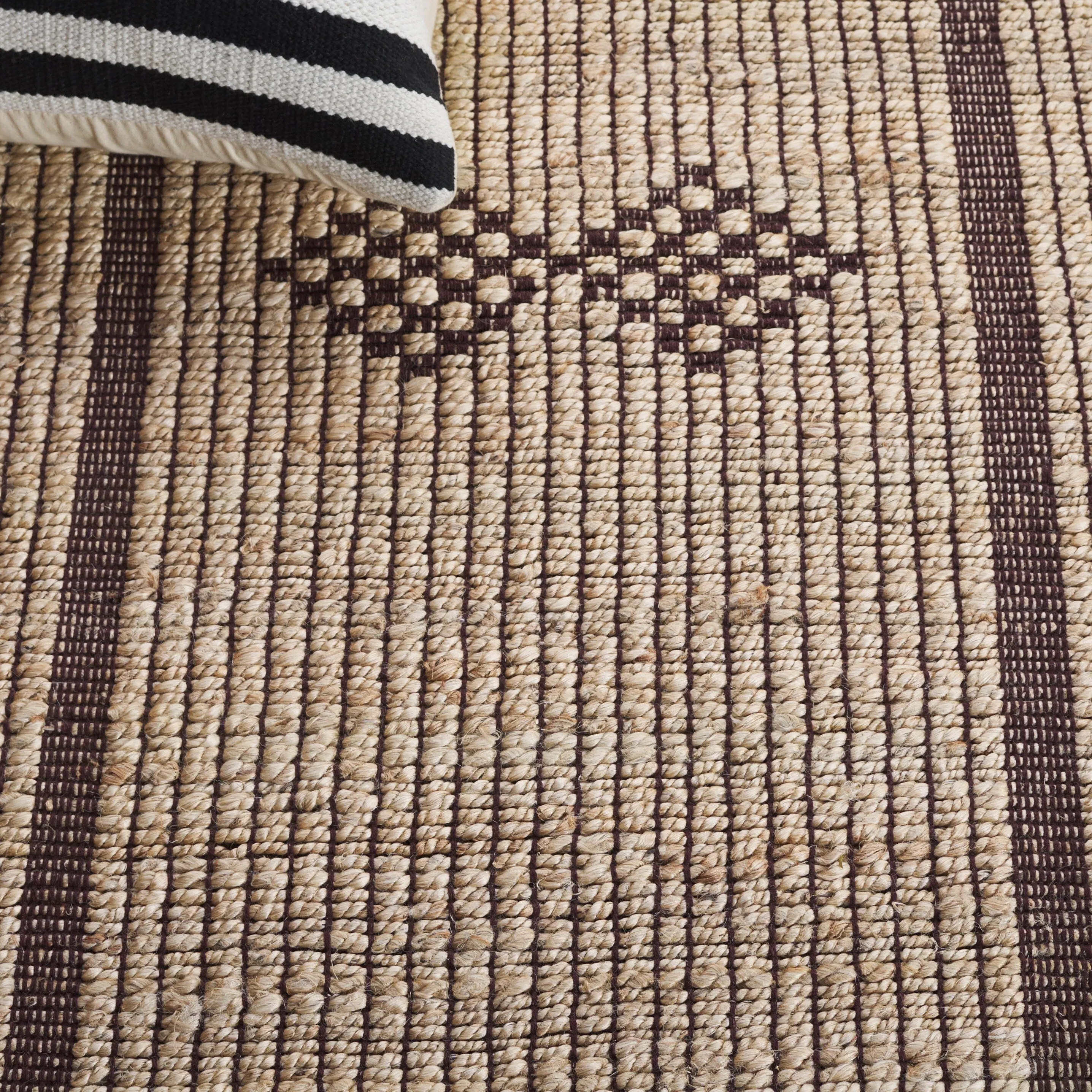 SAFAVIEH Natural Fiber Sibbie Casual Jute Rug