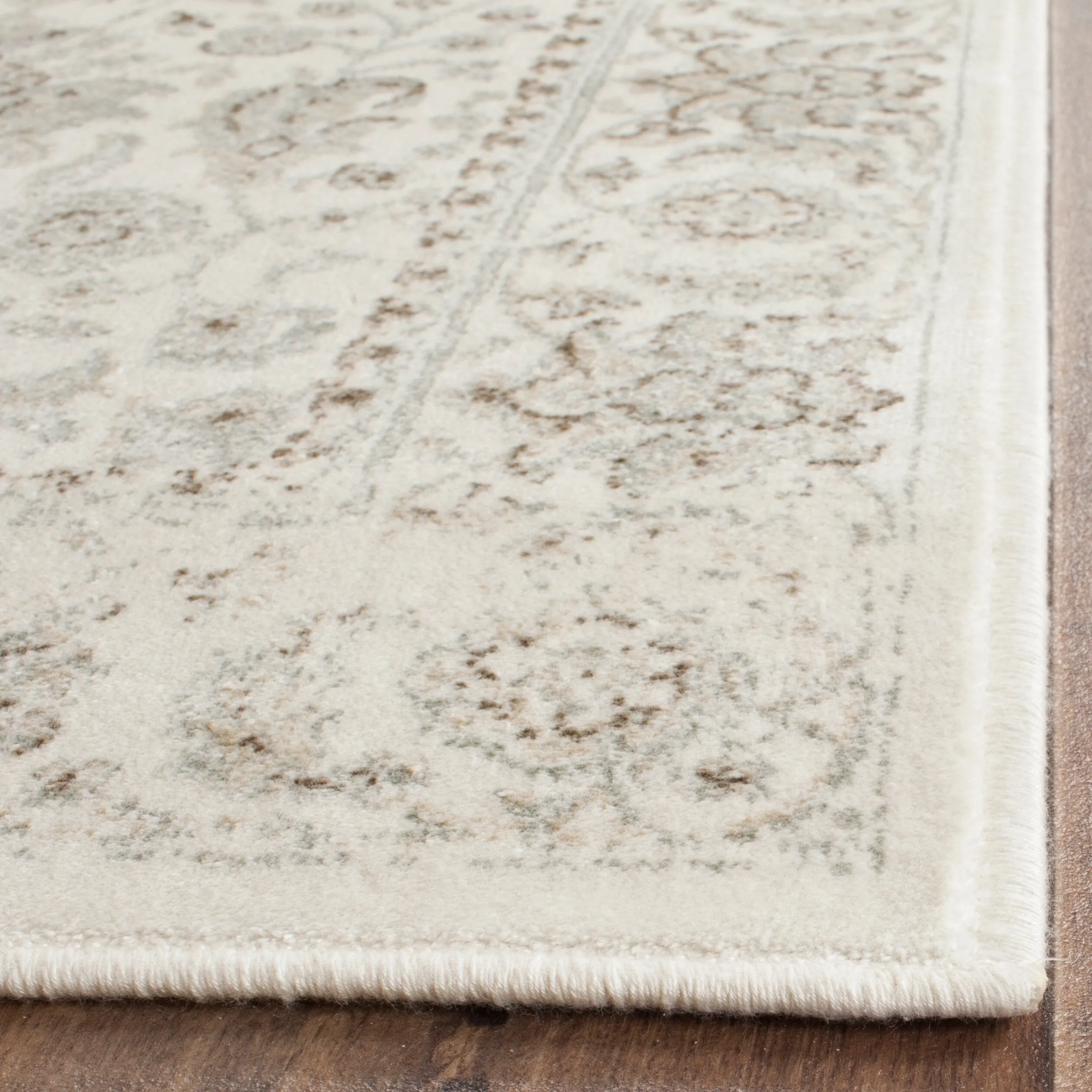 SAFAVIEH Persian Garden Prudie Vintage Boho Oriental Viscose Rug