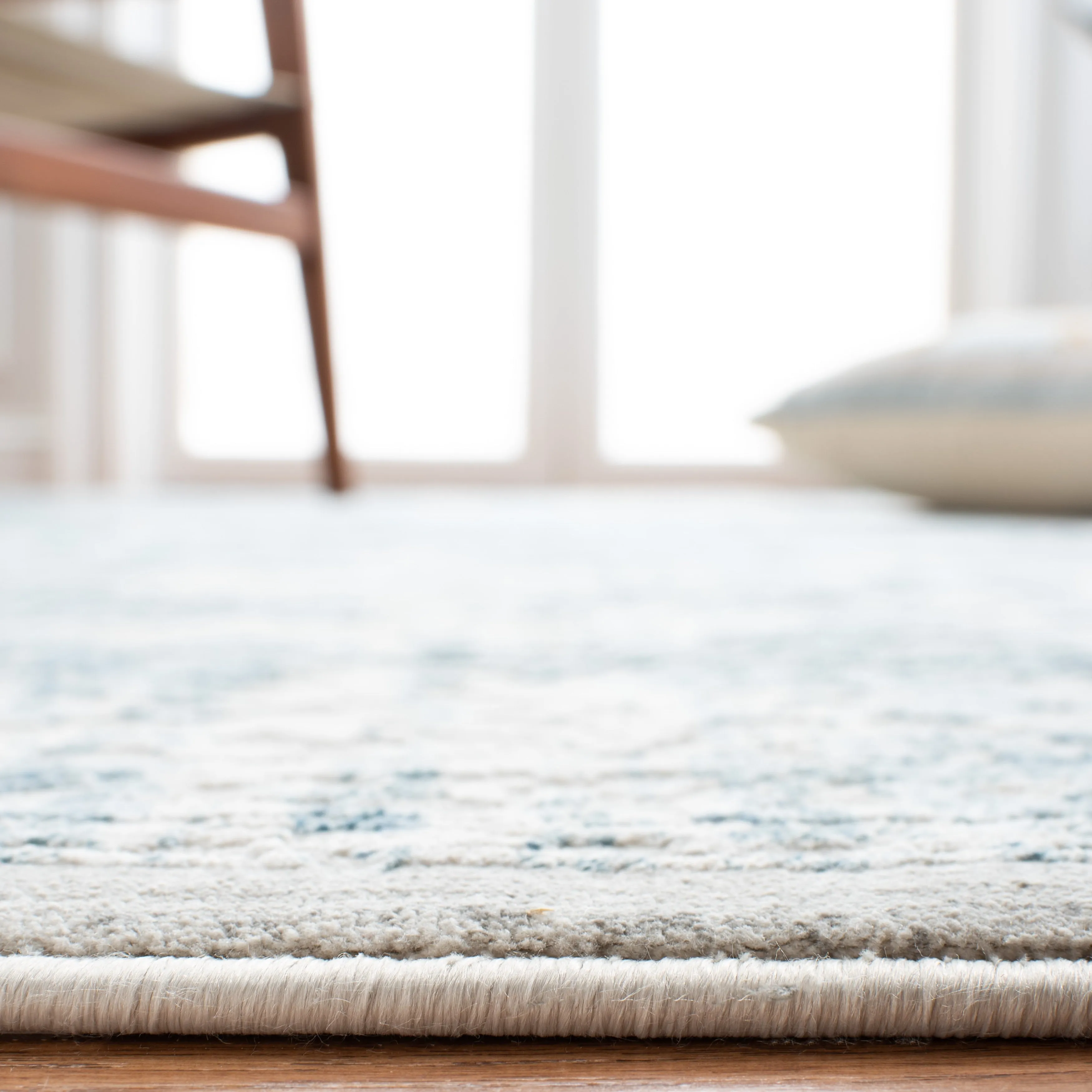 SAFAVIEH Princeton Bula Vintage Oriental Distressed Rug