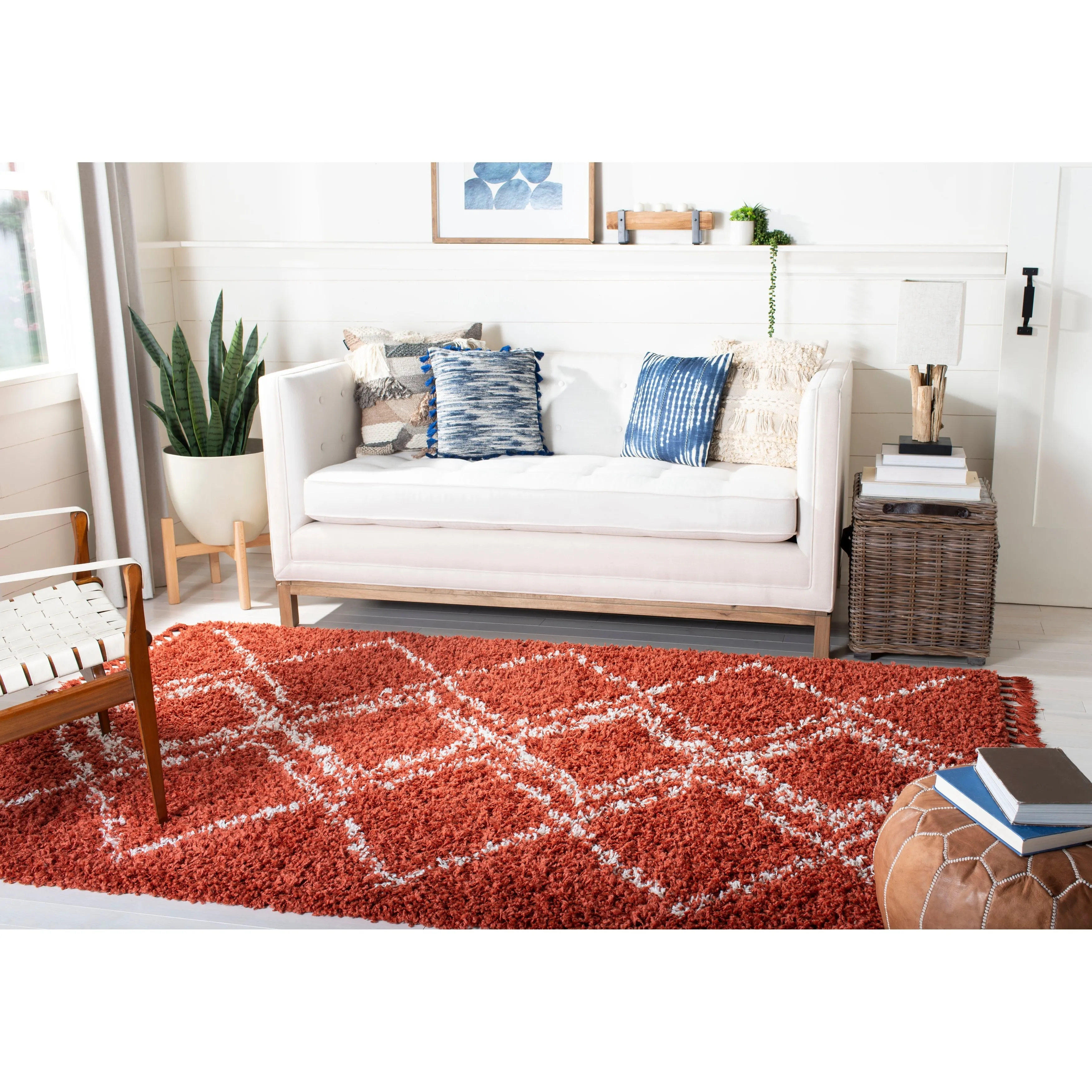 SAFAVIEH Pro Lux Shag Nazmije Moroccan Tassel 2.4-inch Thick