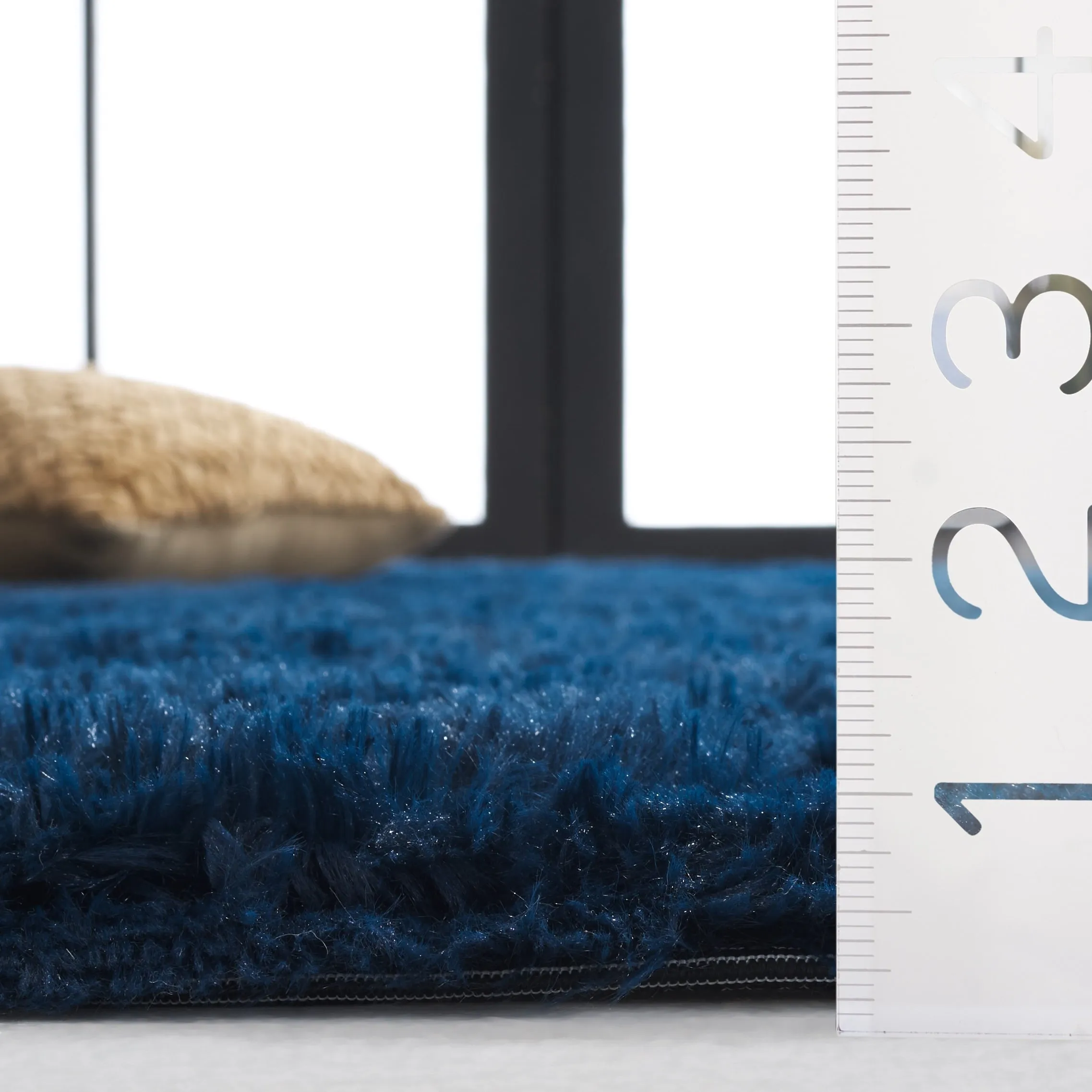 SAFAVIEH Rainbow Remzija Shag Rug