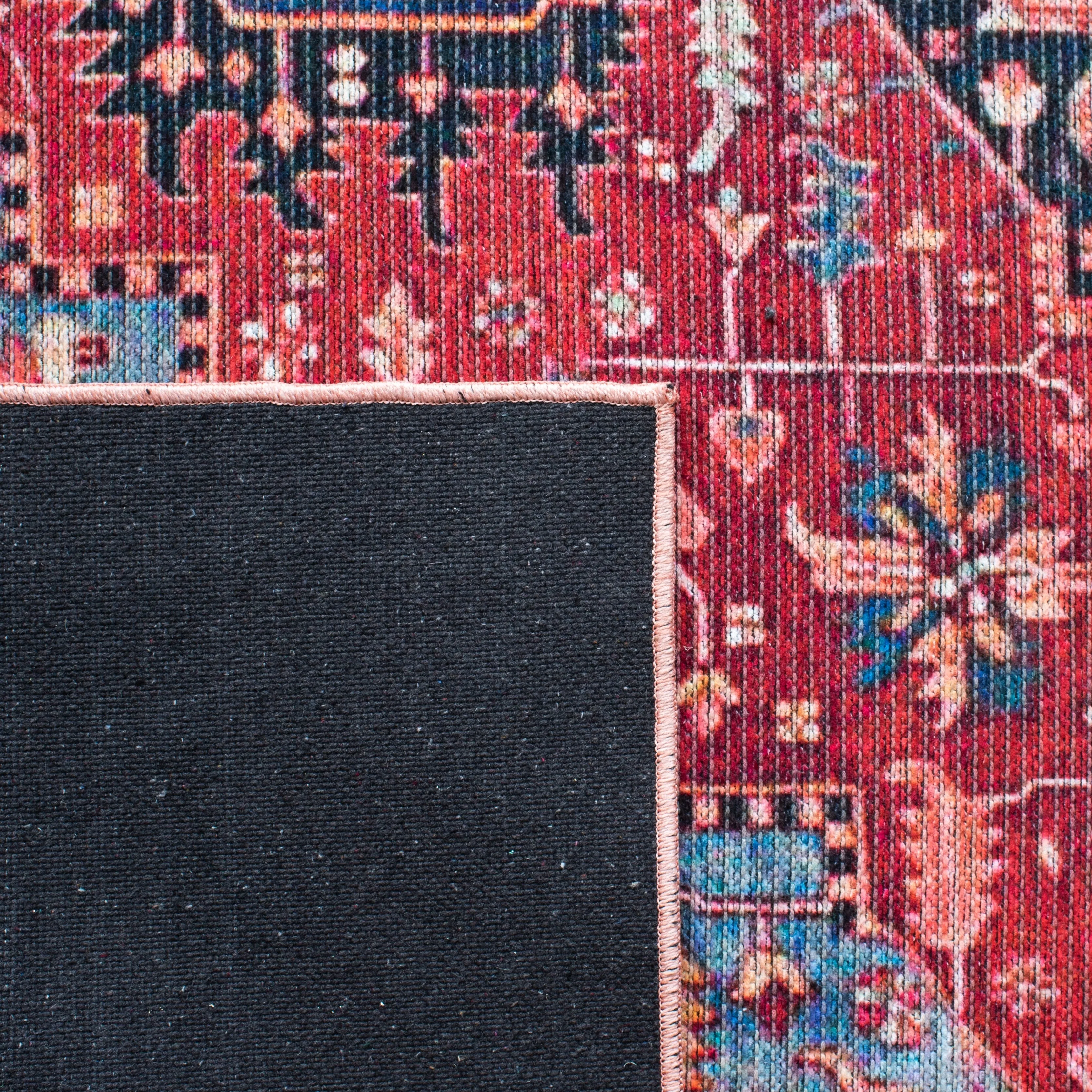 SAFAVIEH Serapi Machine Washable Odelia Medallion Distressed Rug