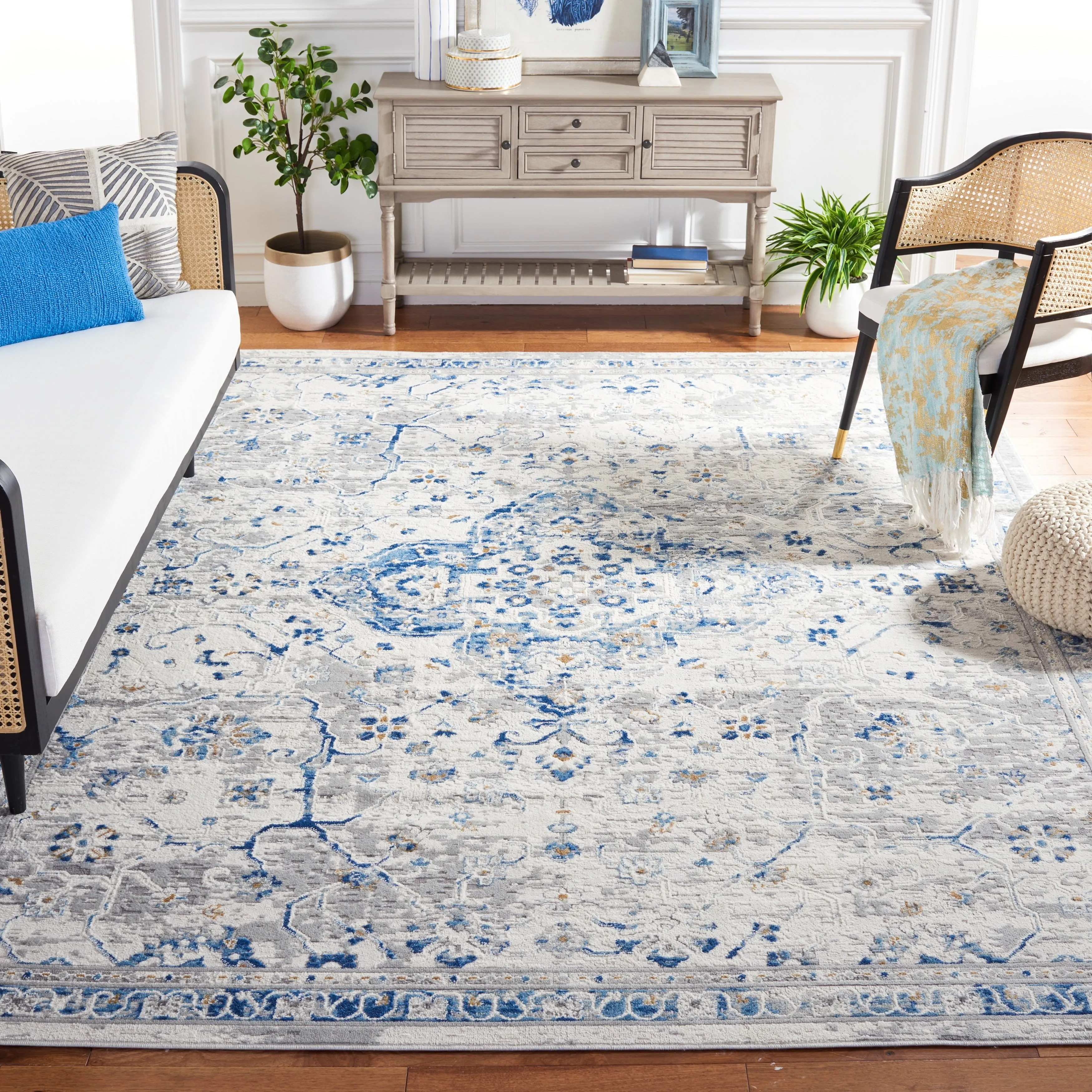SAFAVIEH Shivan Pervin Vintage Oriental Medallion Rug