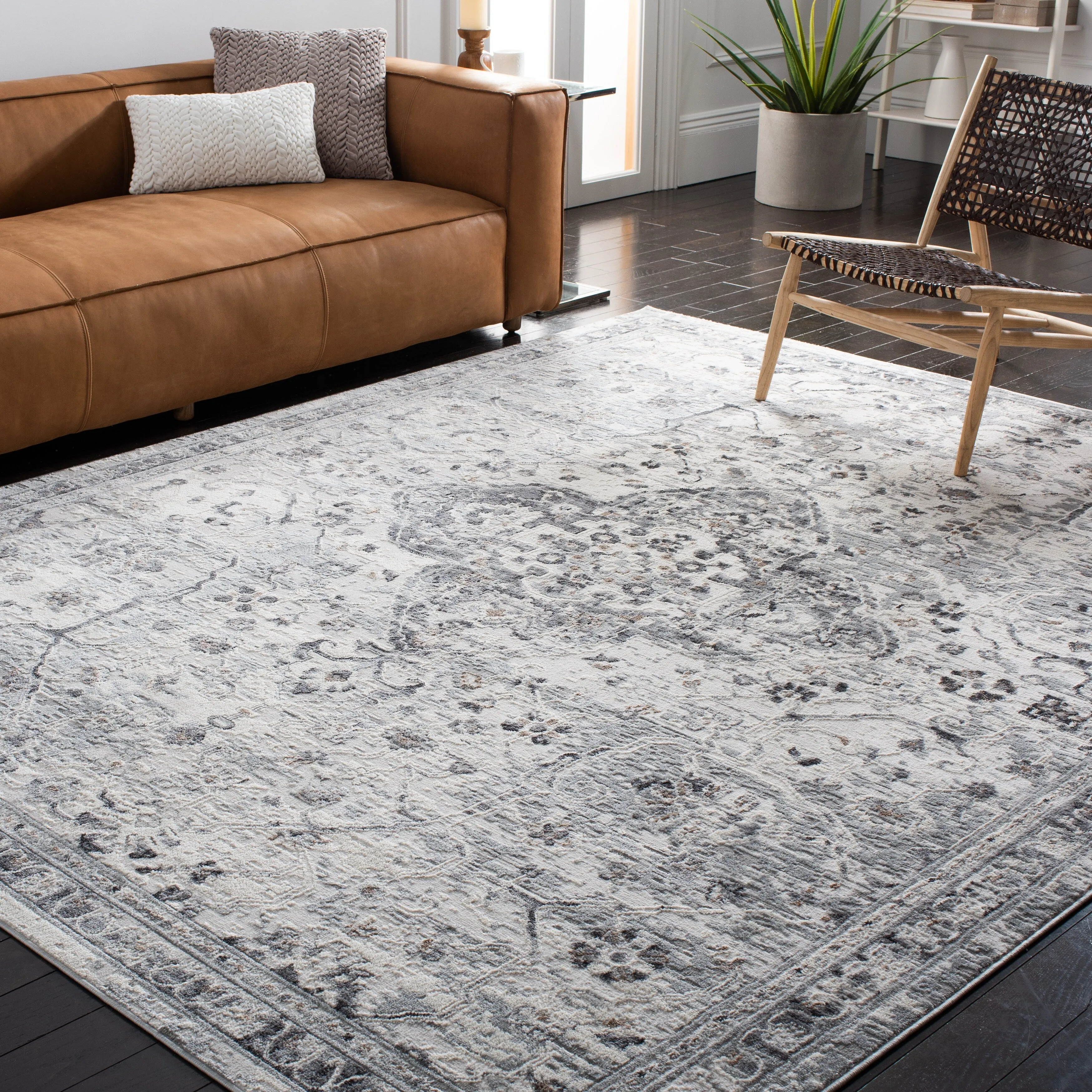 SAFAVIEH Shivan Pervin Vintage Oriental Medallion Rug