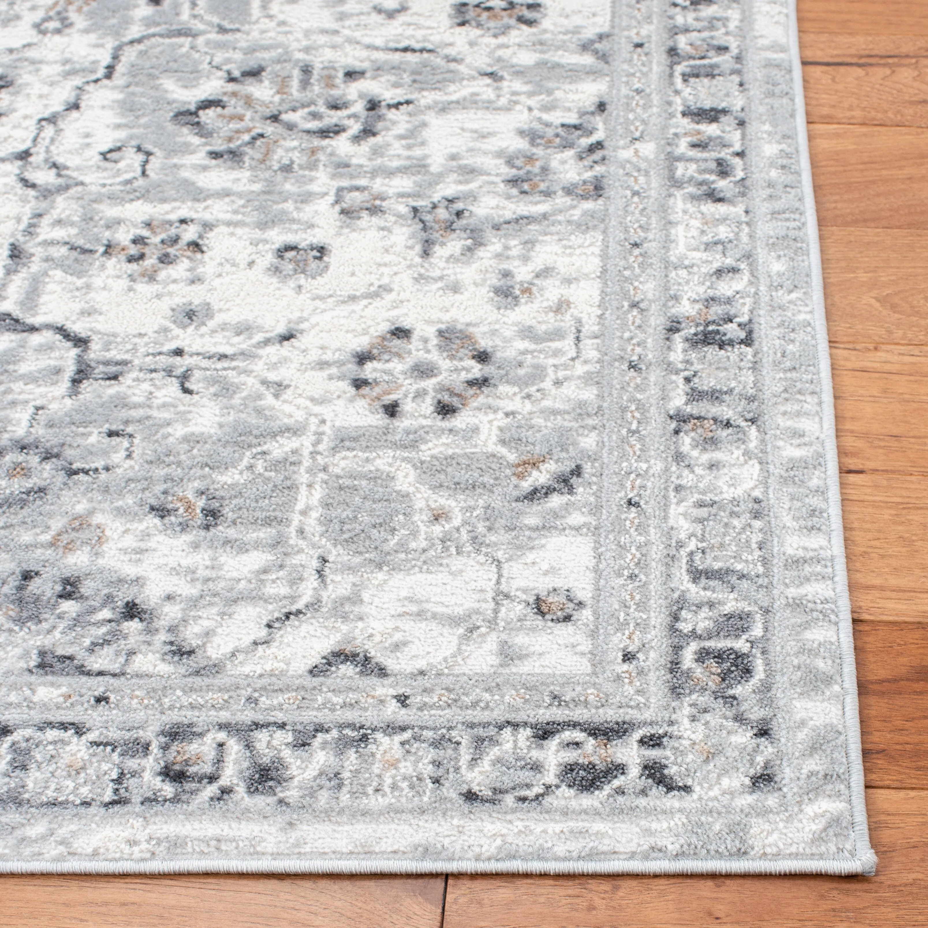 SAFAVIEH Shivan Pervin Vintage Oriental Medallion Rug