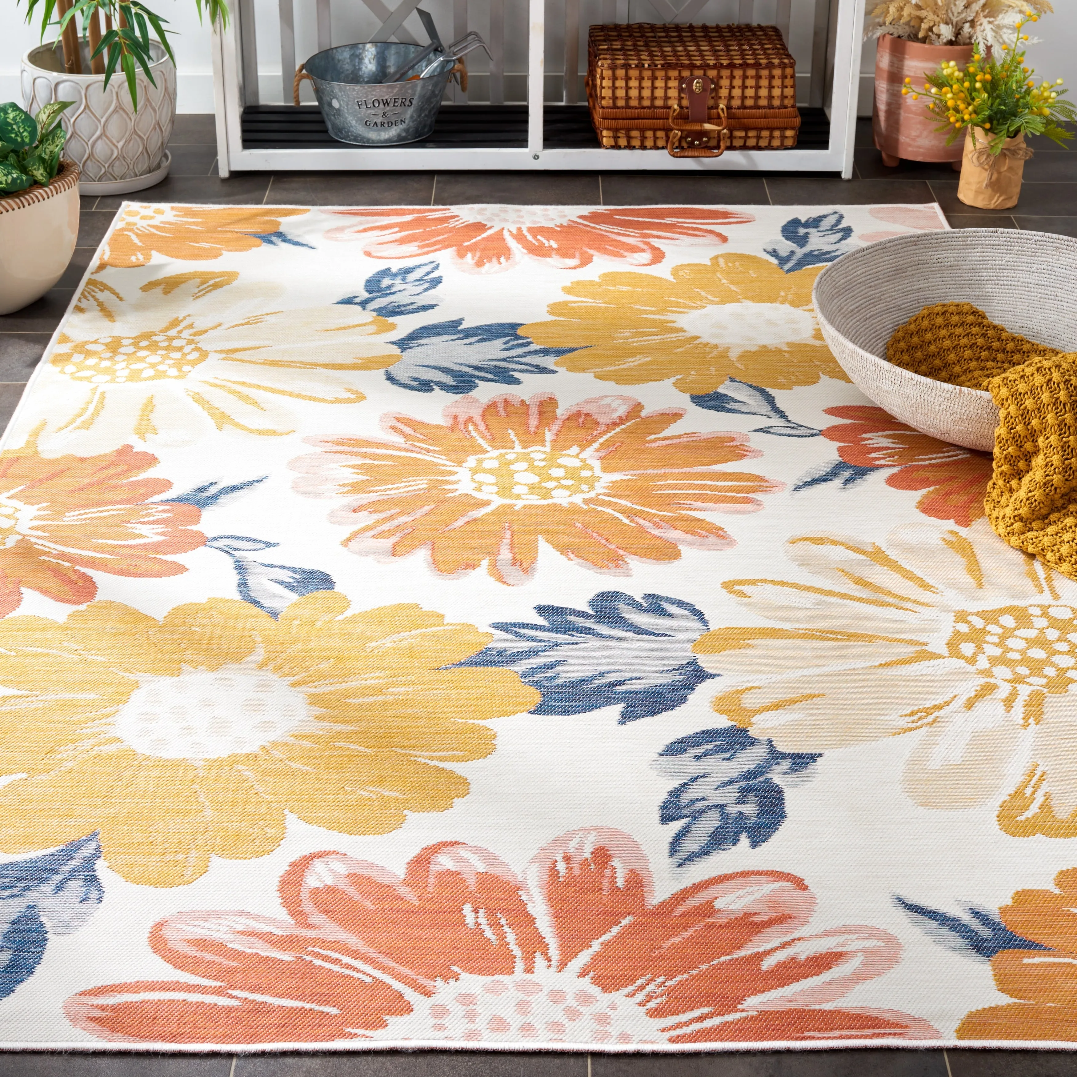 SAFAVIEH Sunrise Rosehilde Indoor/Outdoor Waterproof Rug
