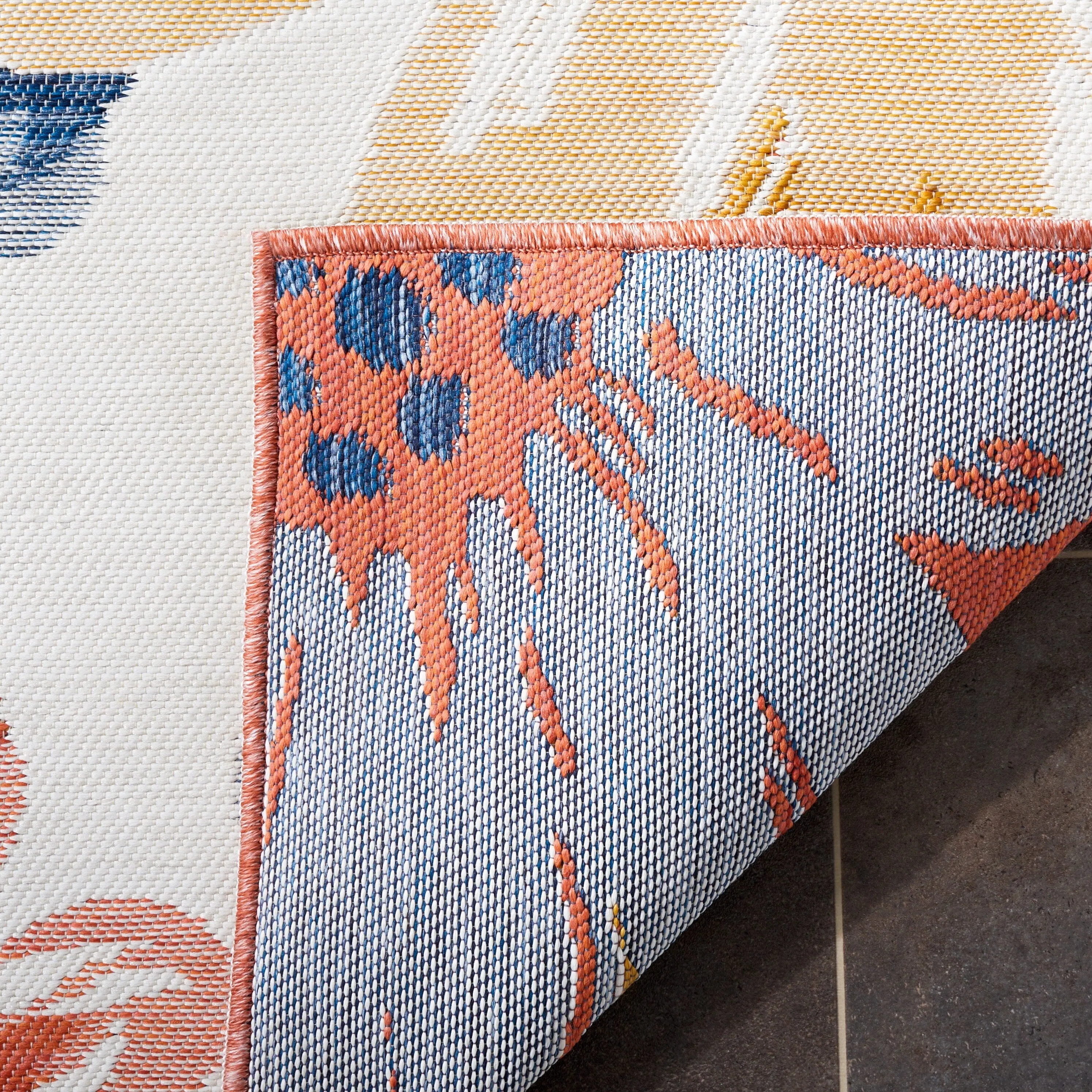 SAFAVIEH Sunrise Rosehilde Indoor/Outdoor Waterproof Rug