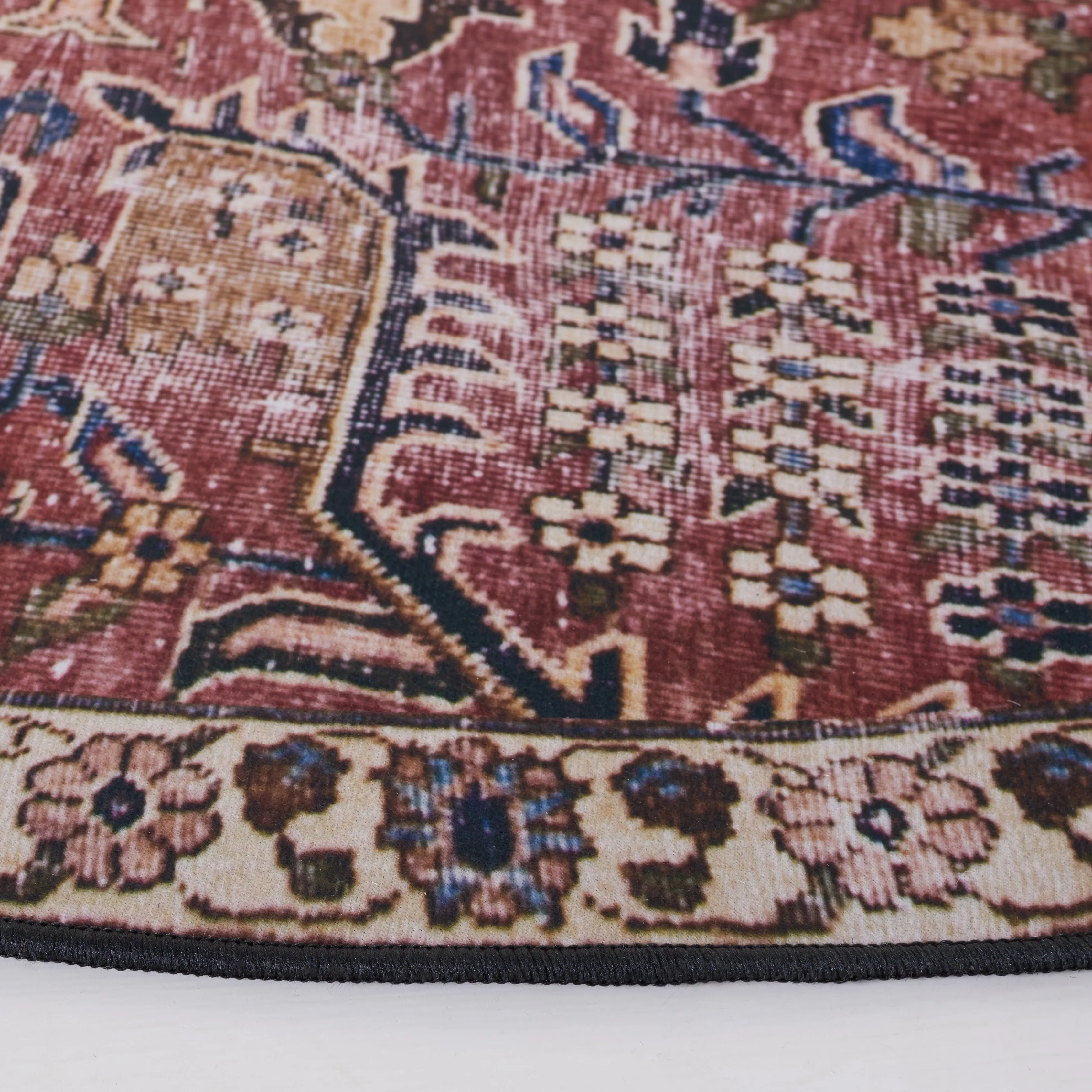 SAFAVIEH Tucson Machine Washable Slip Resistant Loula Oriental Distressed
