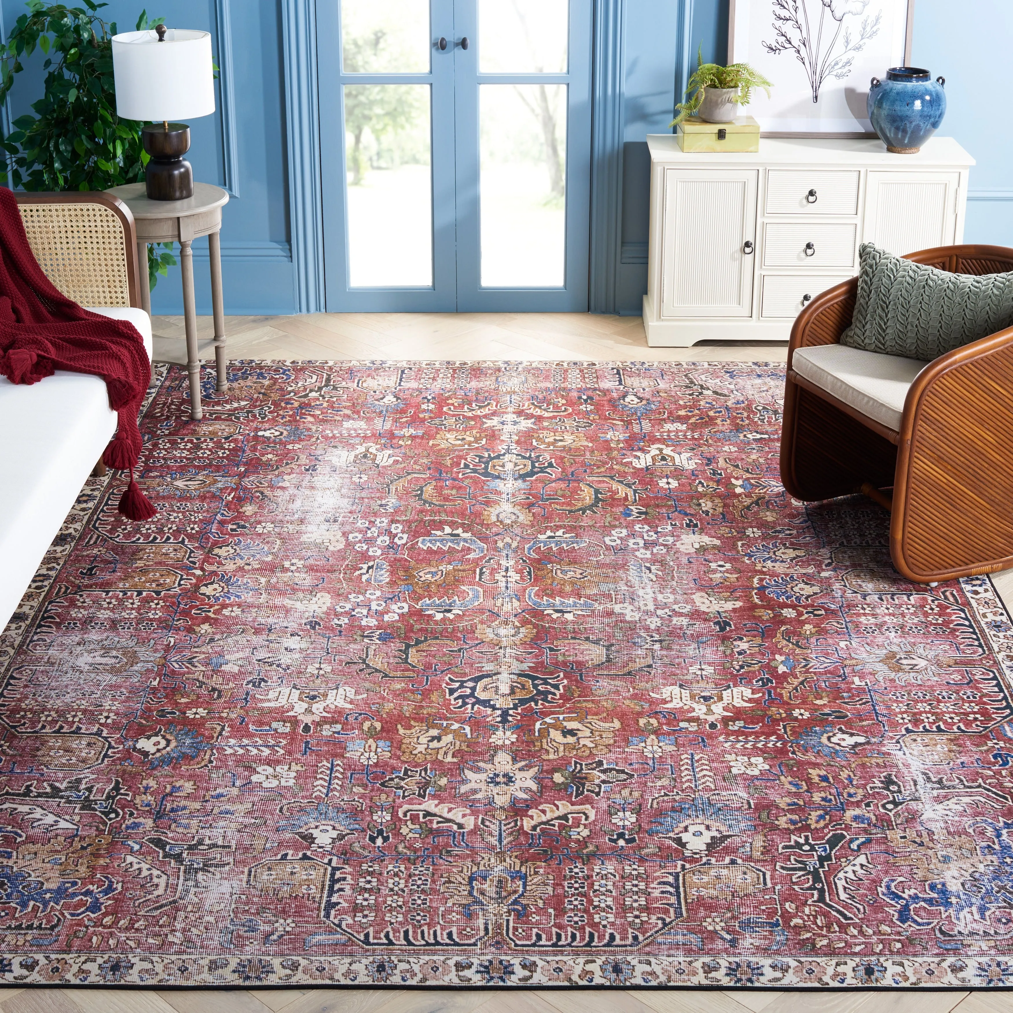 SAFAVIEH Tucson Machine Washable Slip Resistant Loula Oriental Distressed