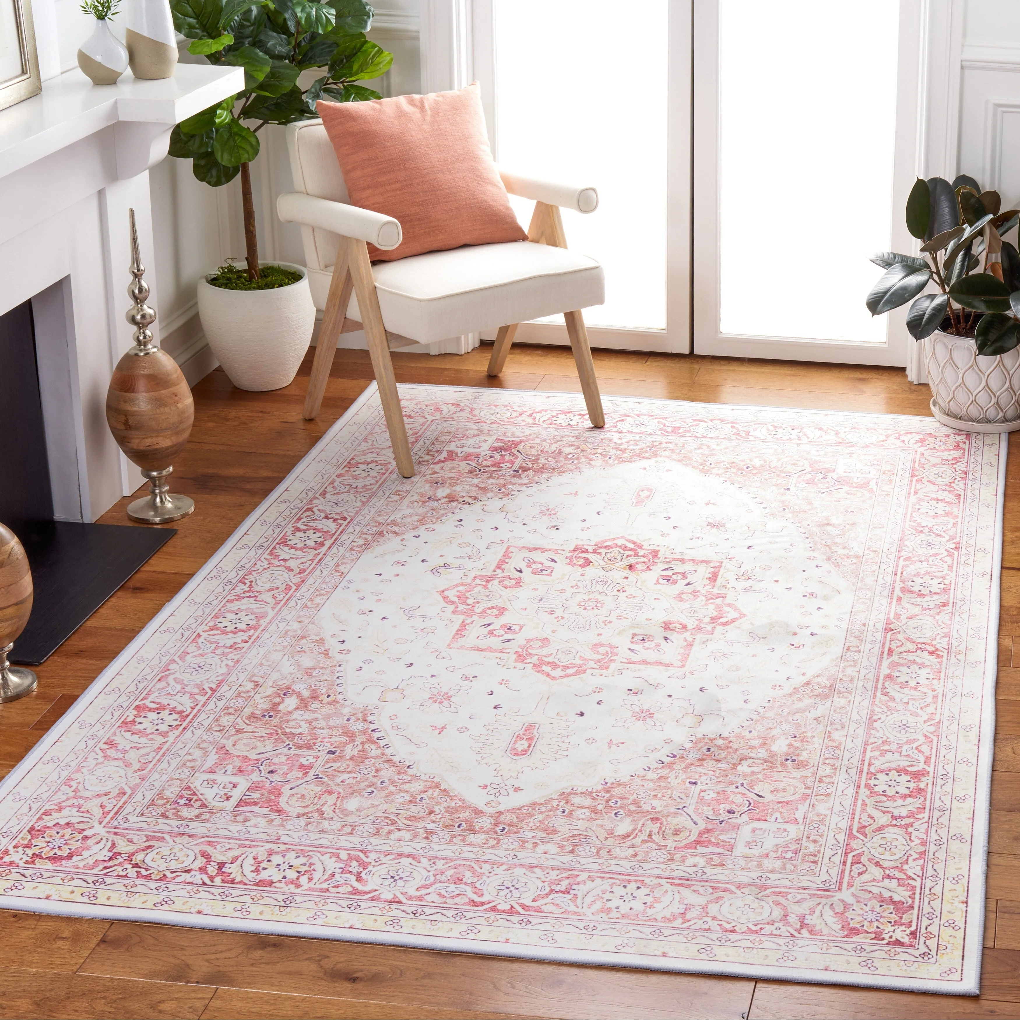 SAFAVIEH Tucson Machine Washable Slip Resistant Mazie Oriental Medallion