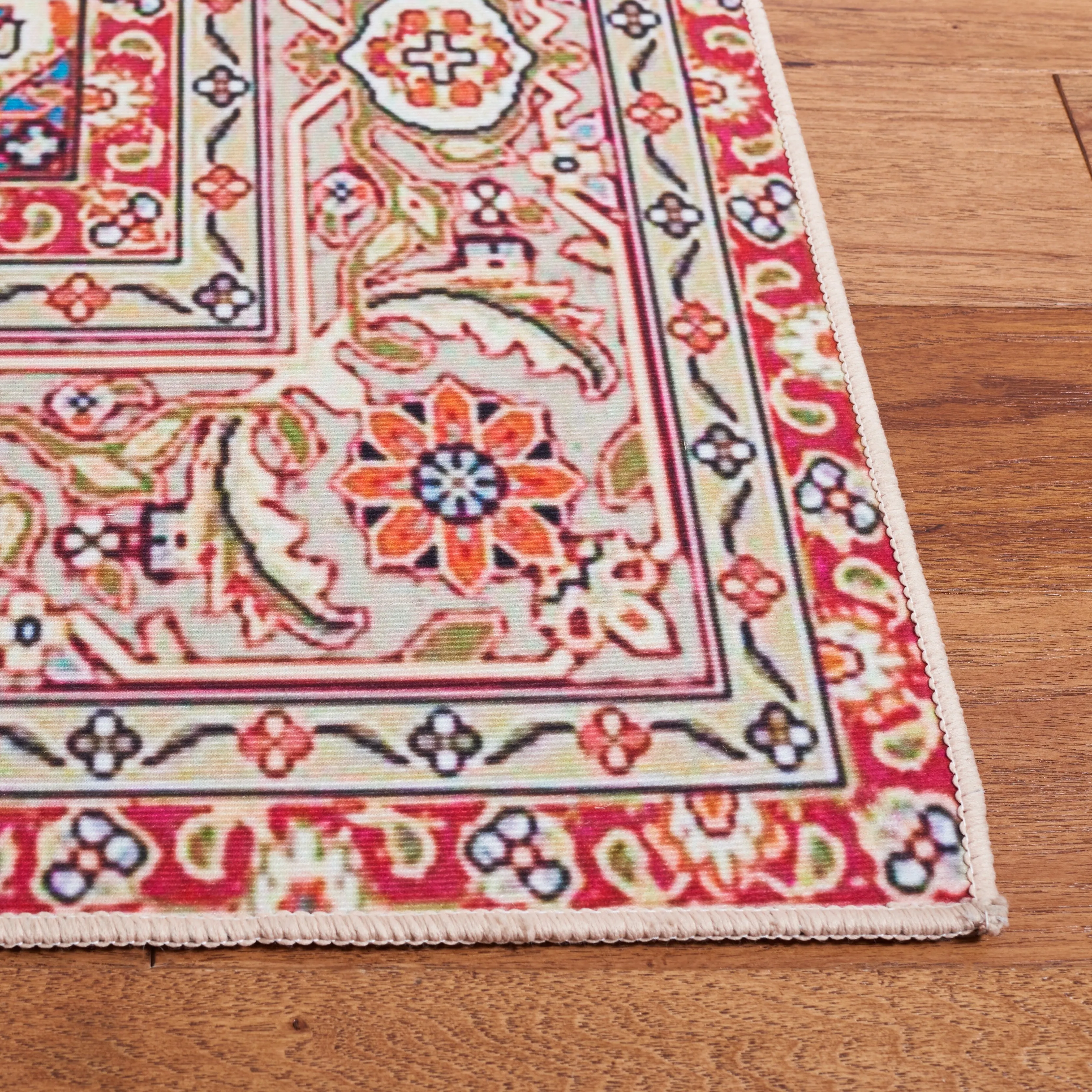 SAFAVIEH Tucson Machine Washable Slip Resistant Mazie Oriental Medallion