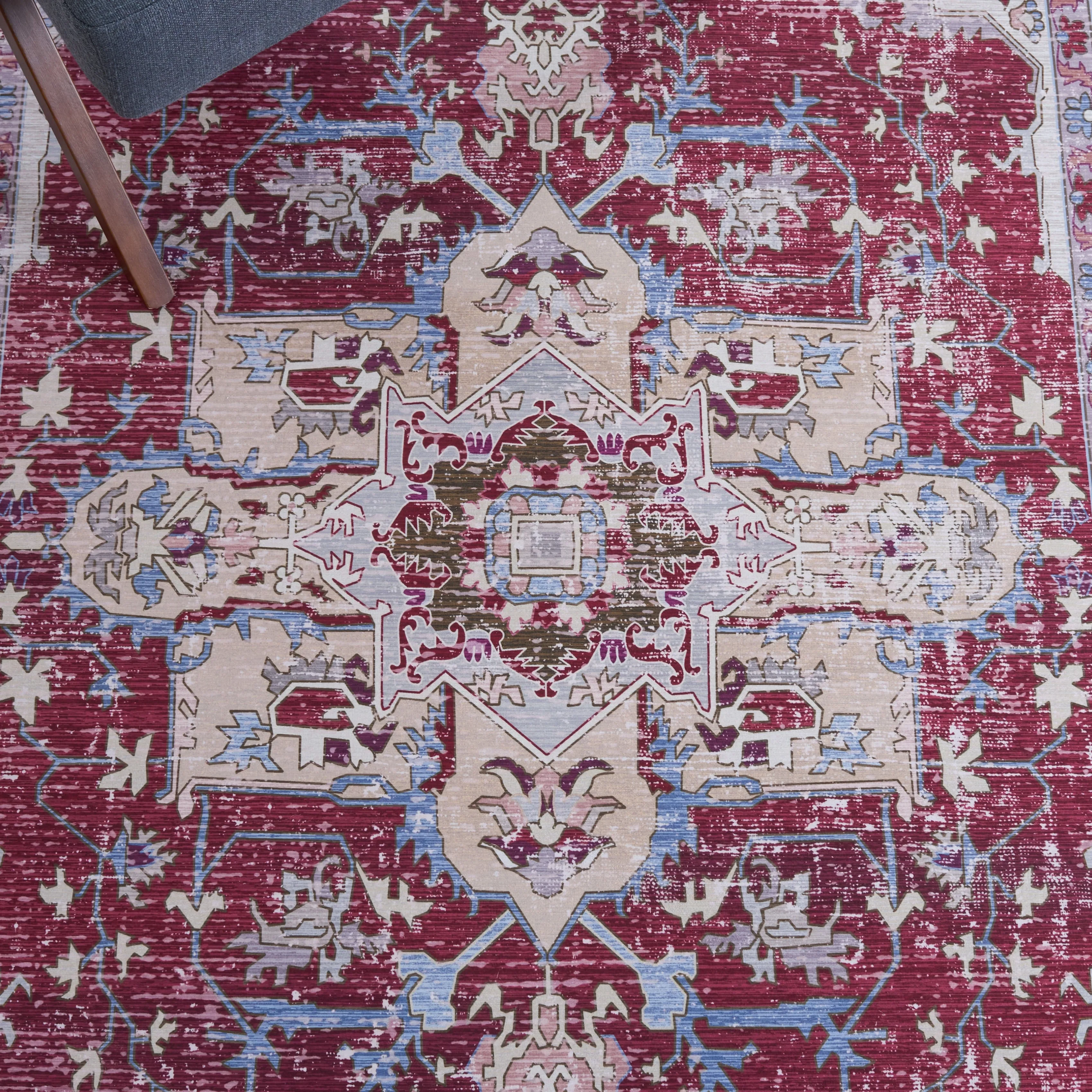 SAFAVIEH Tucson Machine Washable Slip Resistant Salome Oriental Medallion