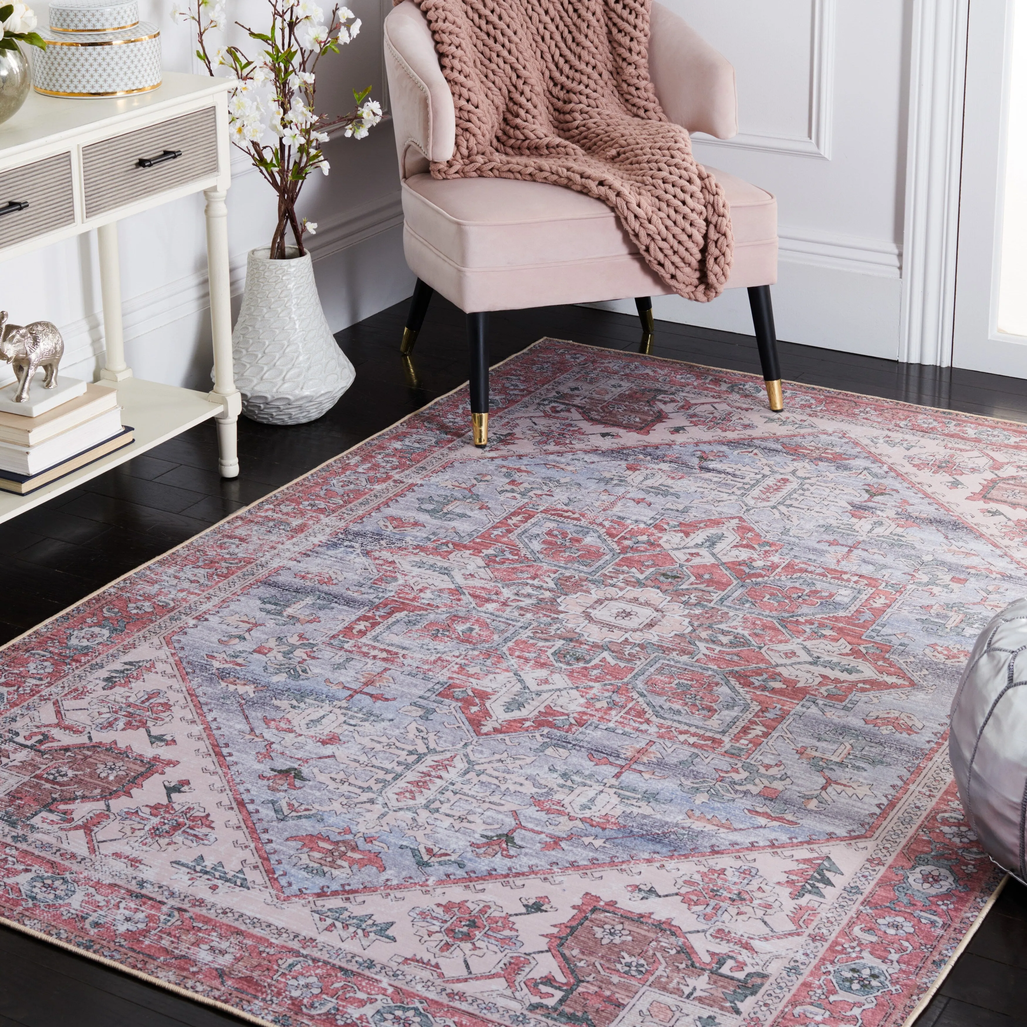 SAFAVIEH. Tucson Machine Washable Slip Resistant Therese Oriental Medallion