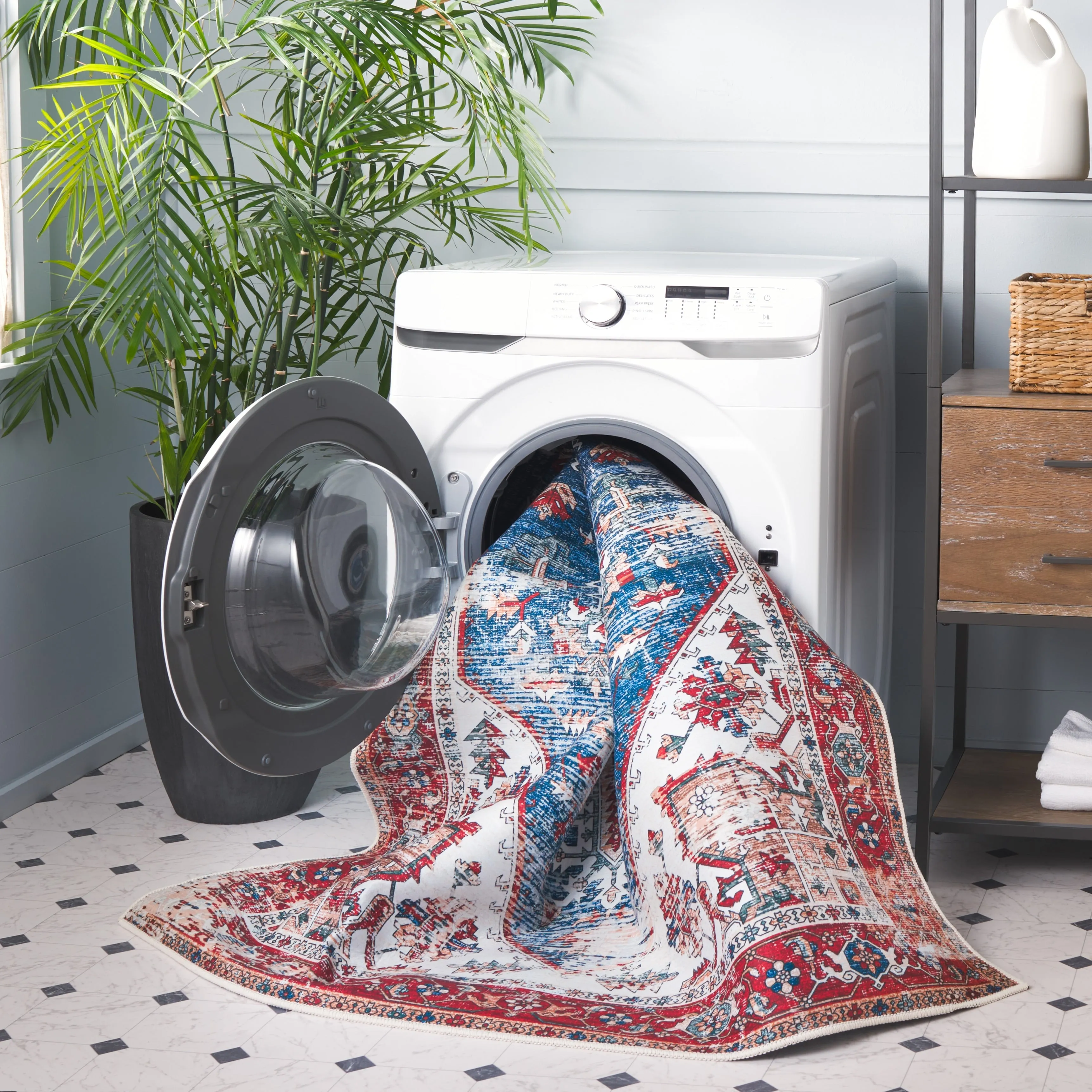SAFAVIEH. Tucson Machine Washable Slip Resistant Therese Oriental Medallion