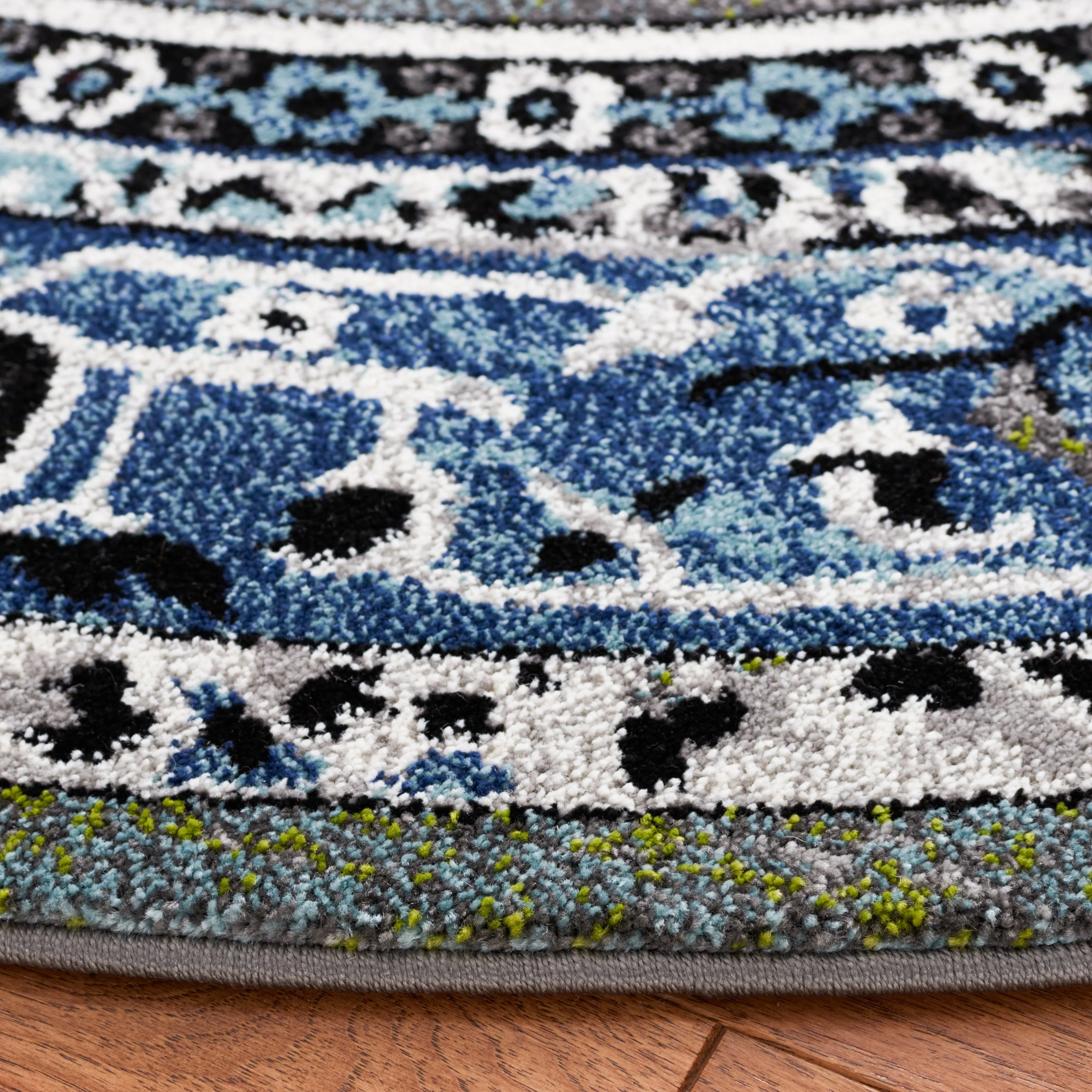 SAFAVIEH Vintage Hamadan Madge Rug