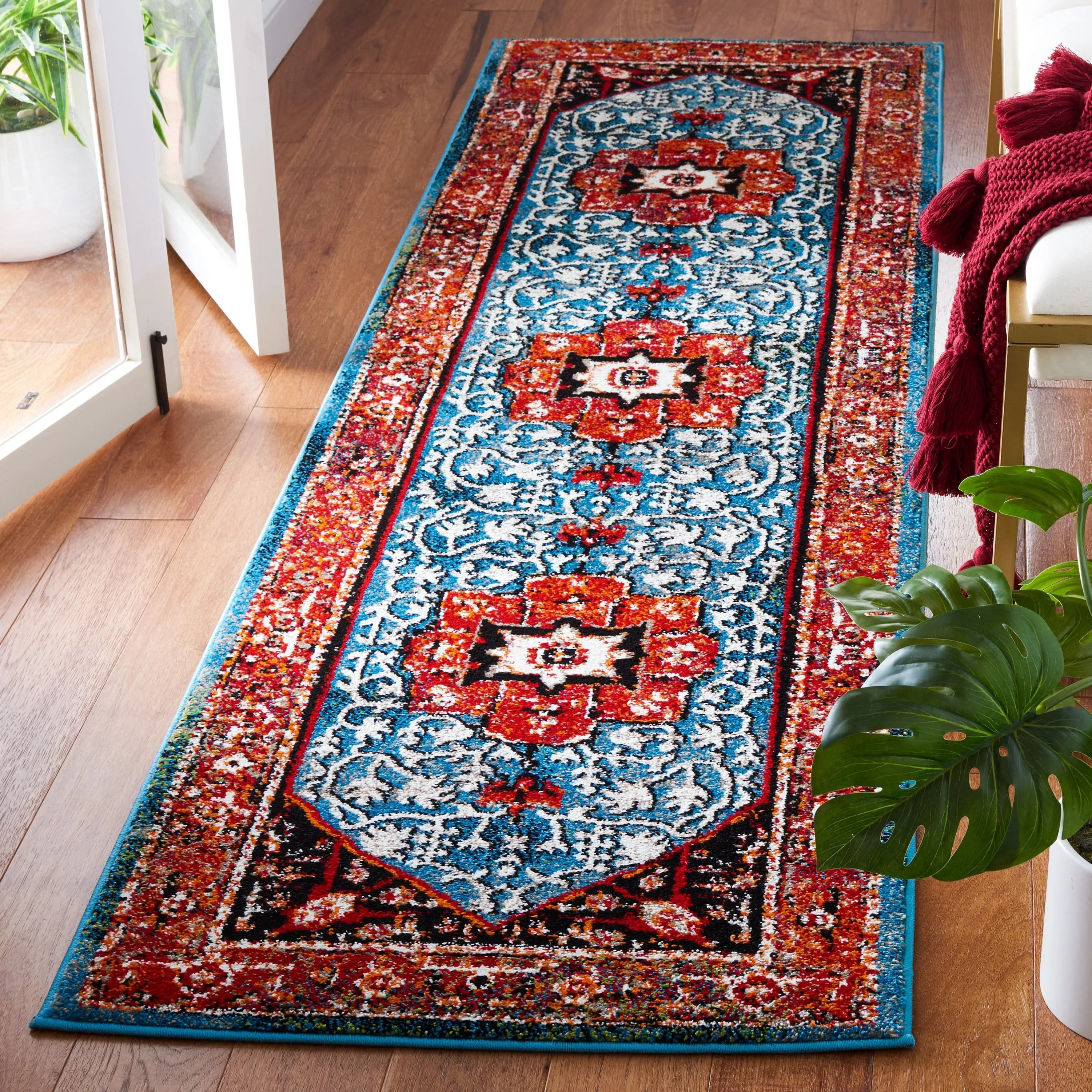 SAFAVIEH Vintage Hamadan Namita Traditional Oriental Medallion Rug